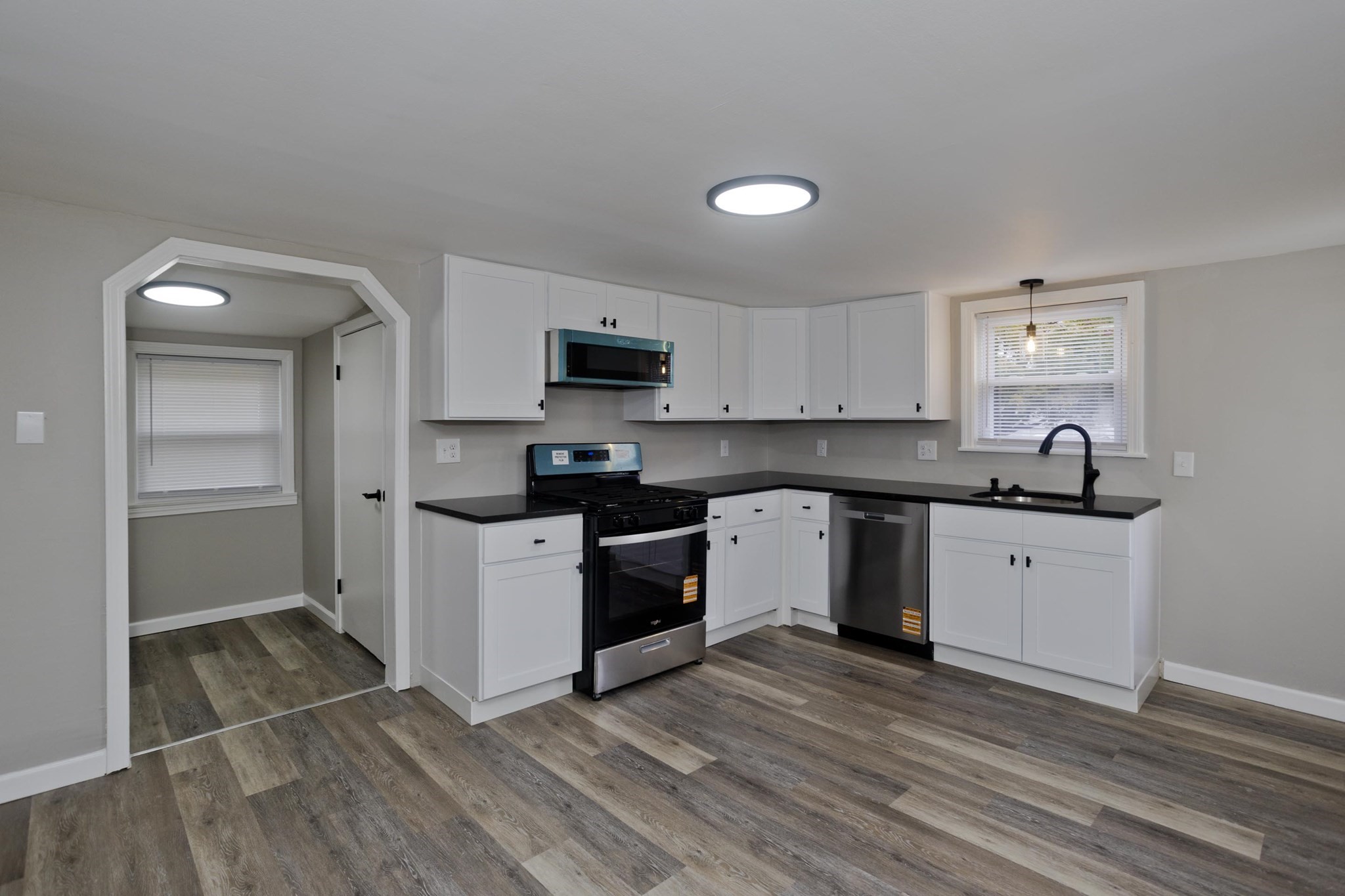 151 Littleton St, Springfield, MA 01104 - Image 21