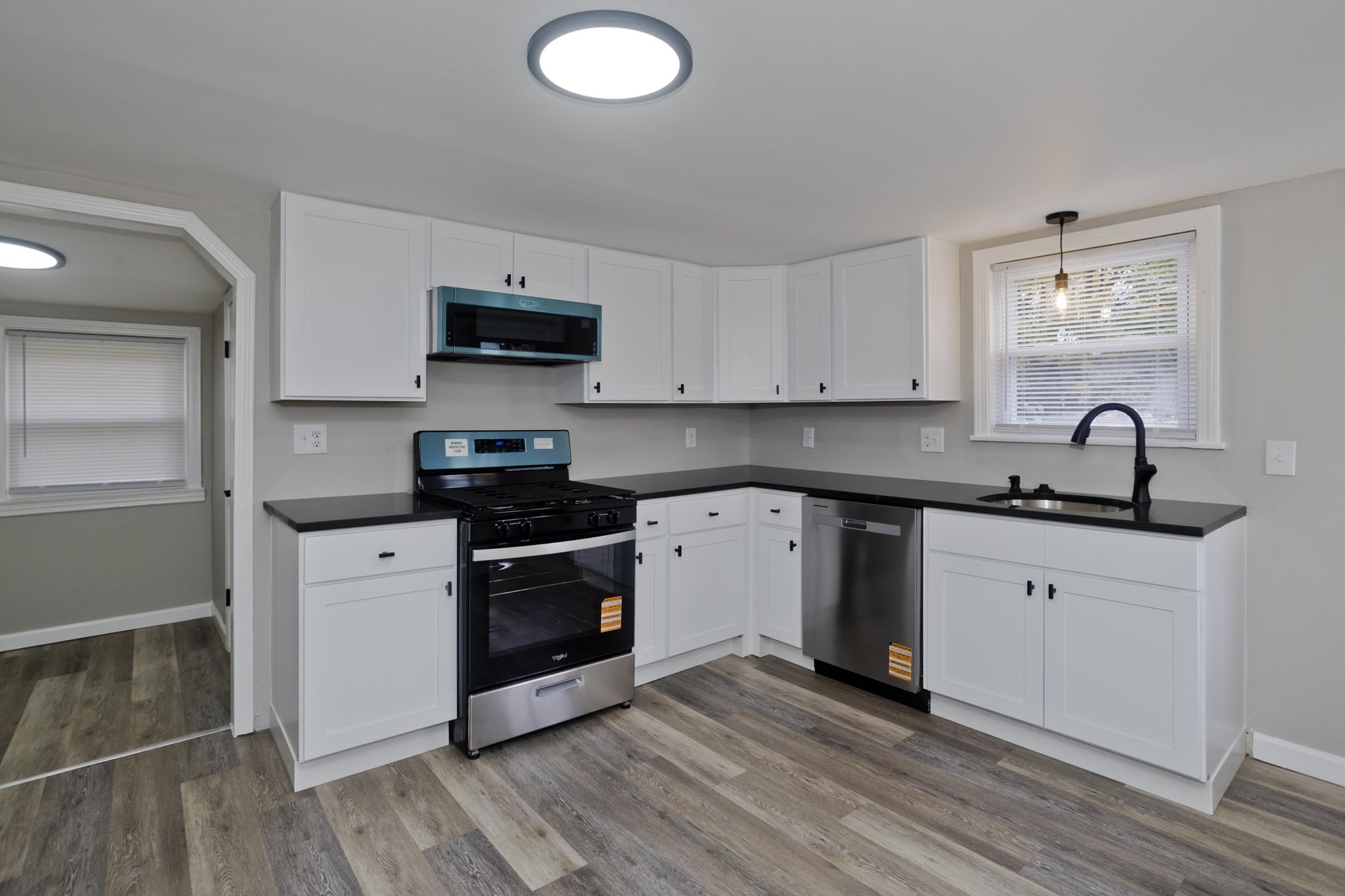 151 Littleton St, Springfield, MA 01104 - Image 24