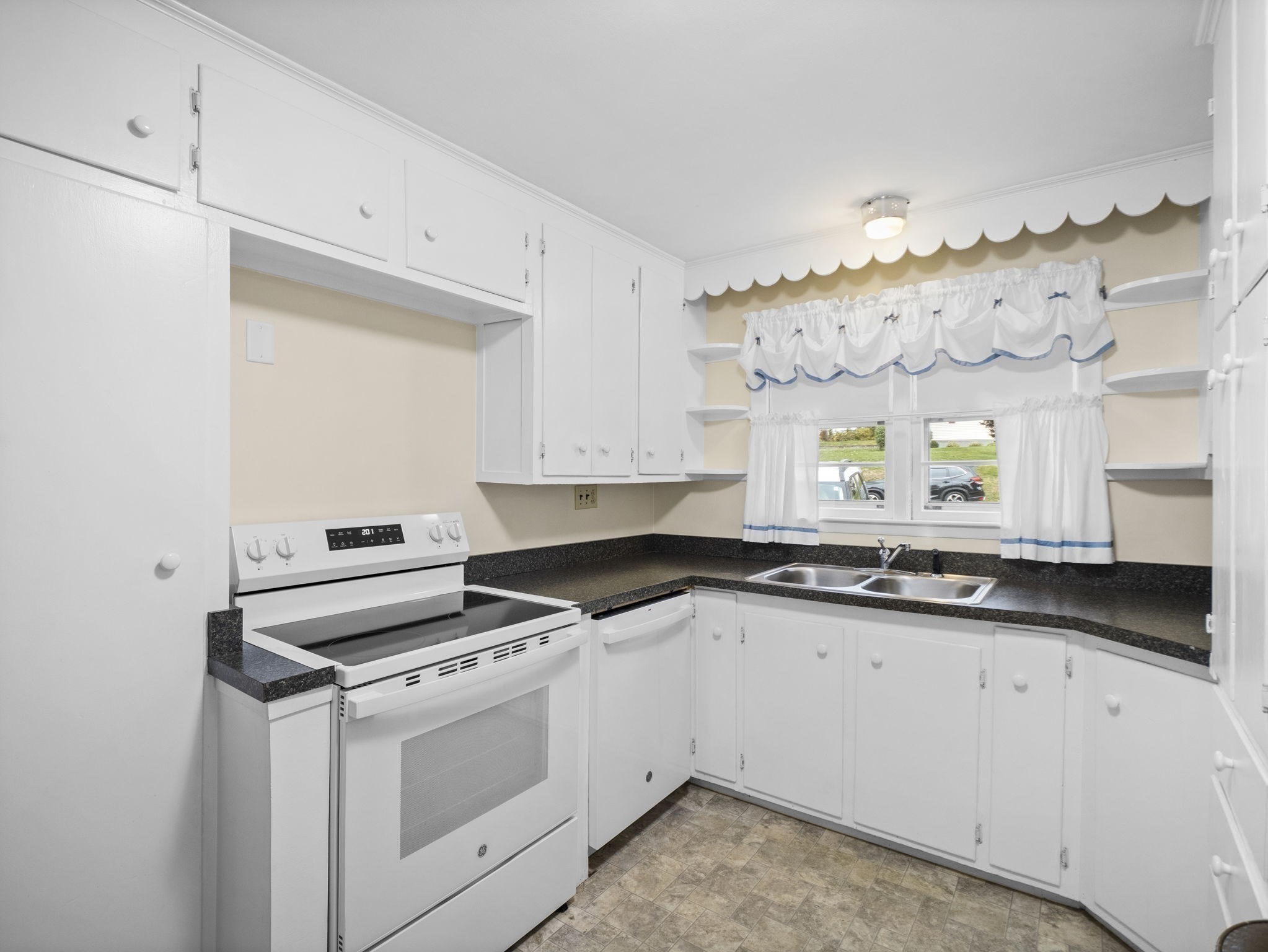 132 West Main Street, Northborough, MA 01532 - Image 8