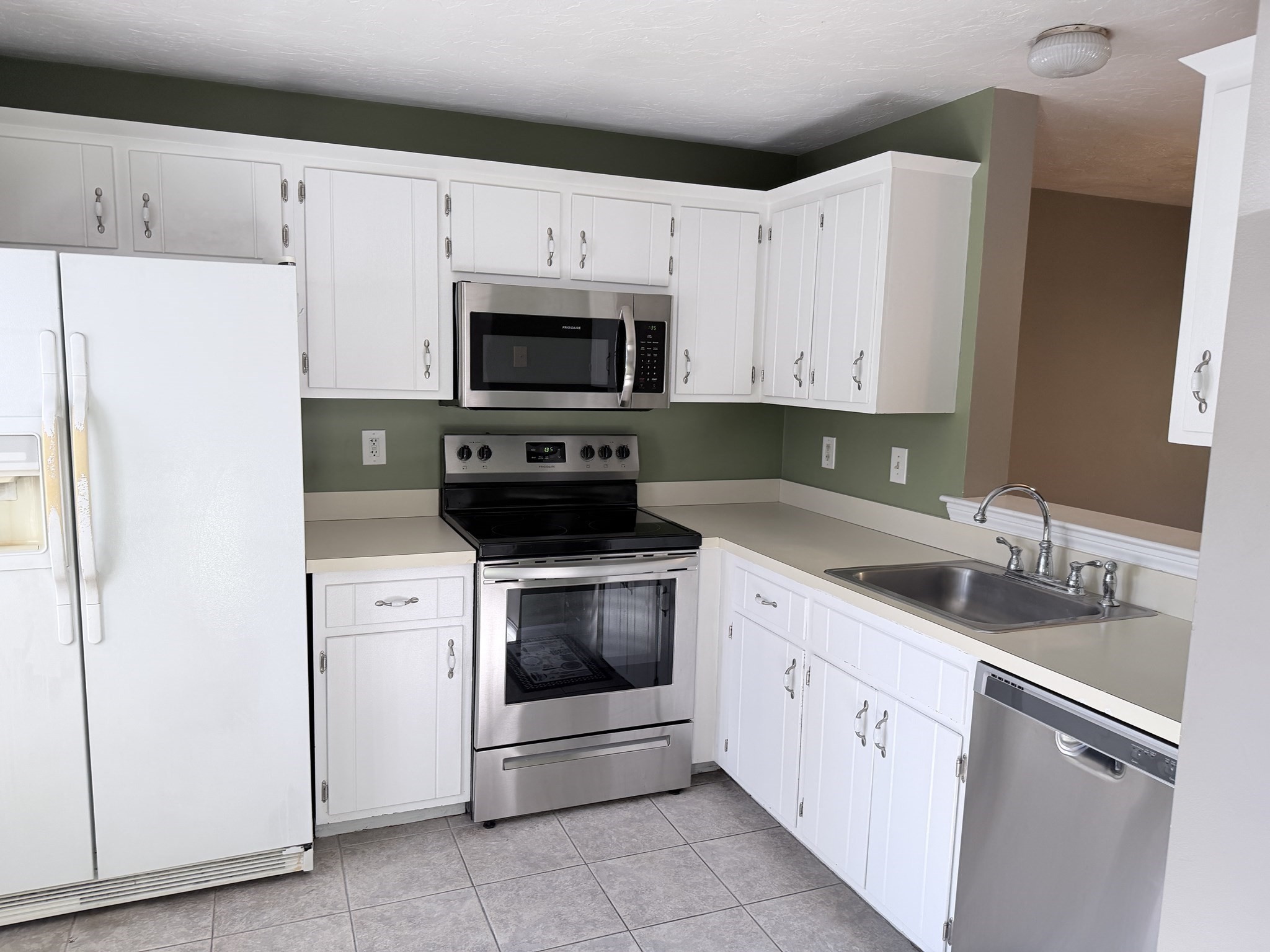 2 Country Village Way Unit 2, Millis, MA 02054 - Image 3