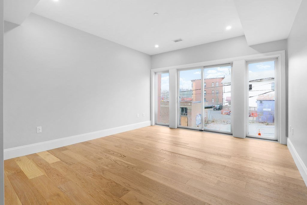 230 Washington St Unit 11, Brighton, Boston, MA 02135 - Image 3