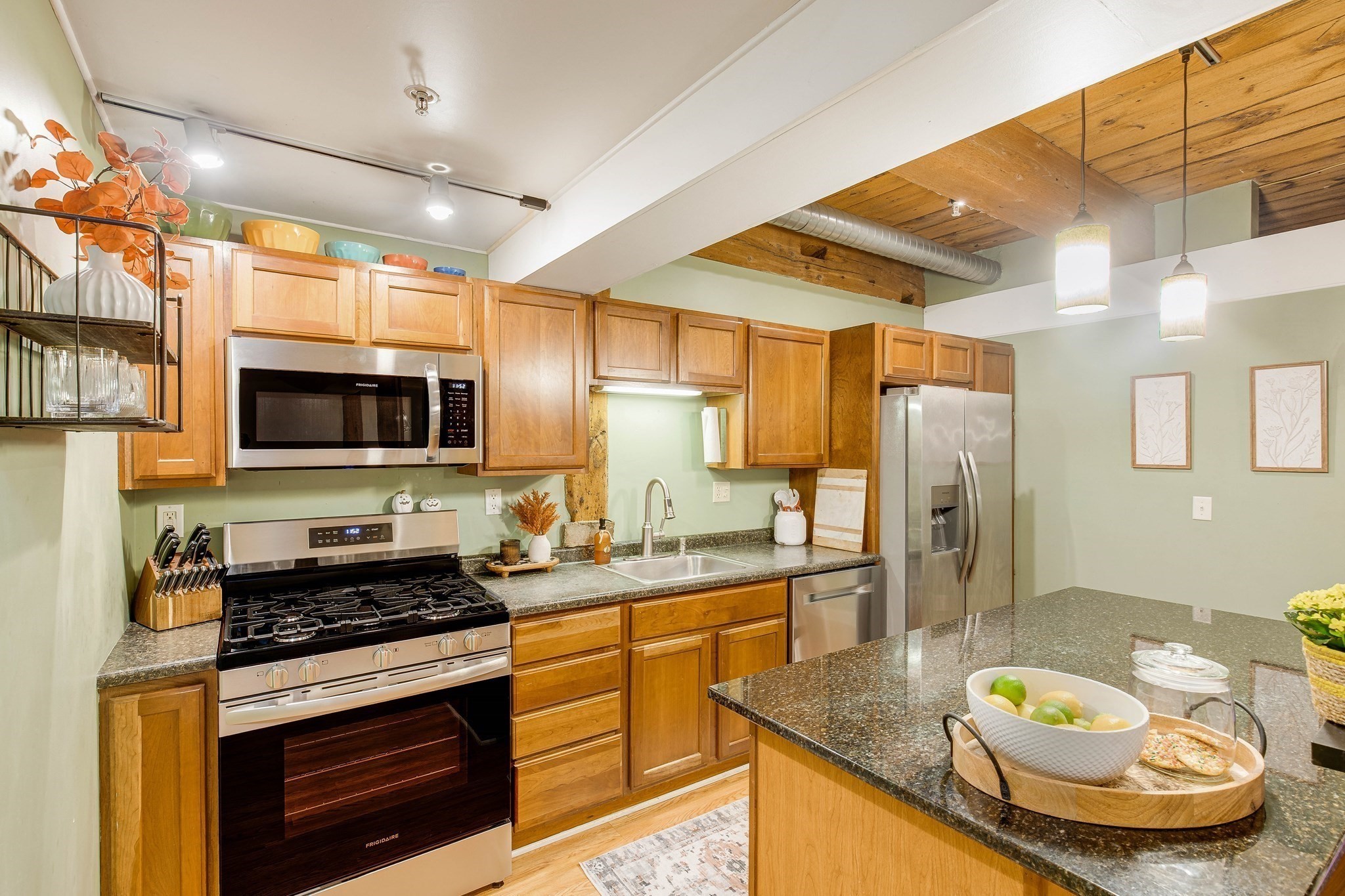 25 Cedar St Unit 3, Amesbury, MA 01913 - Image 14