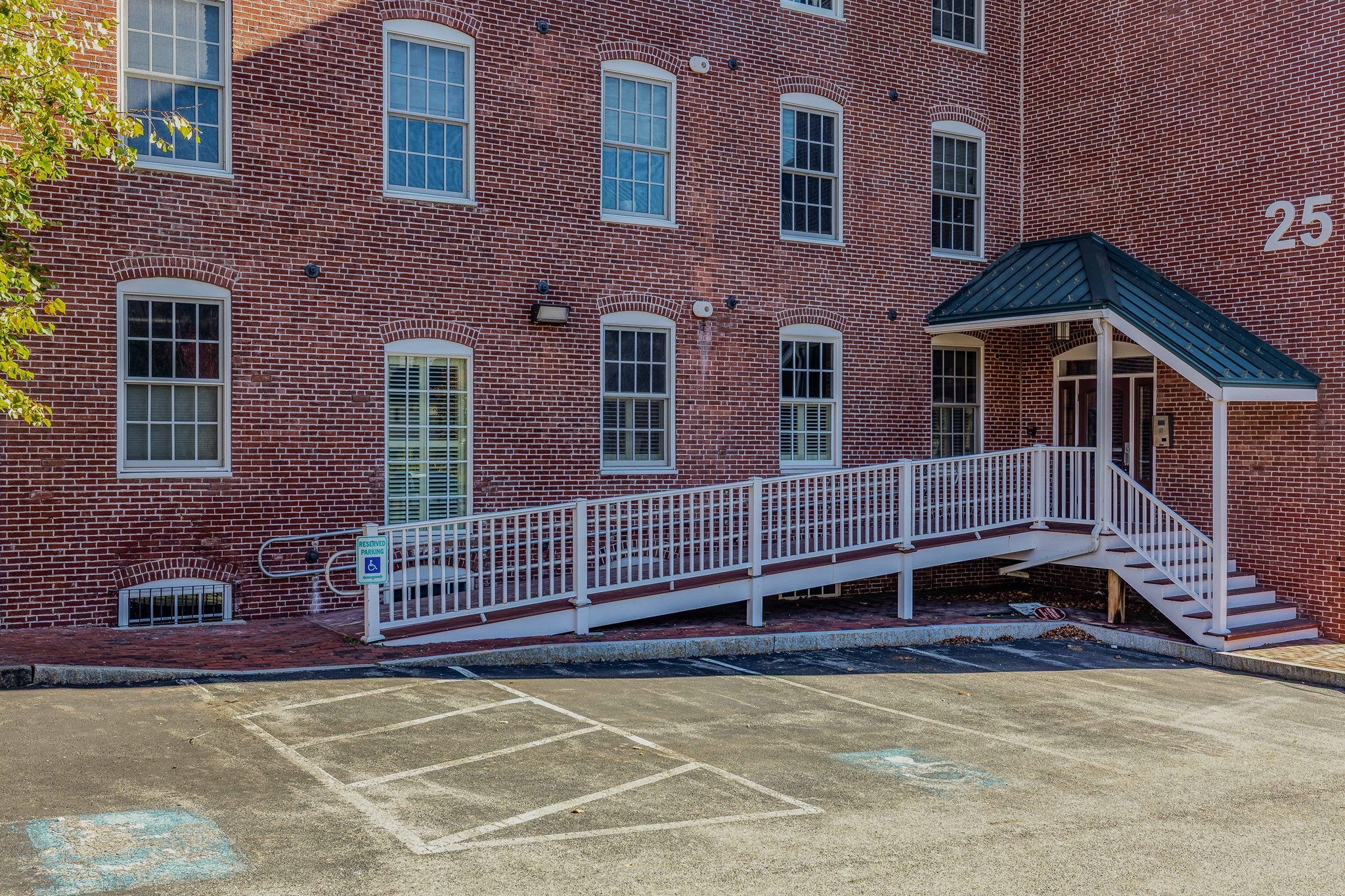 25 Cedar St Unit 3, Amesbury, MA 01913 - Image 28