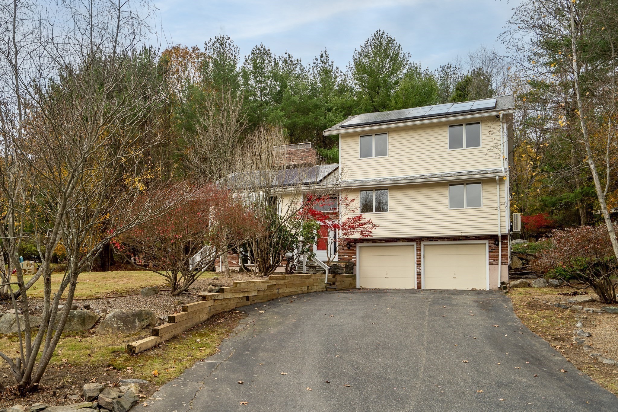 25 Glenridge Drive, Bedford, MA 01730 - Image 2