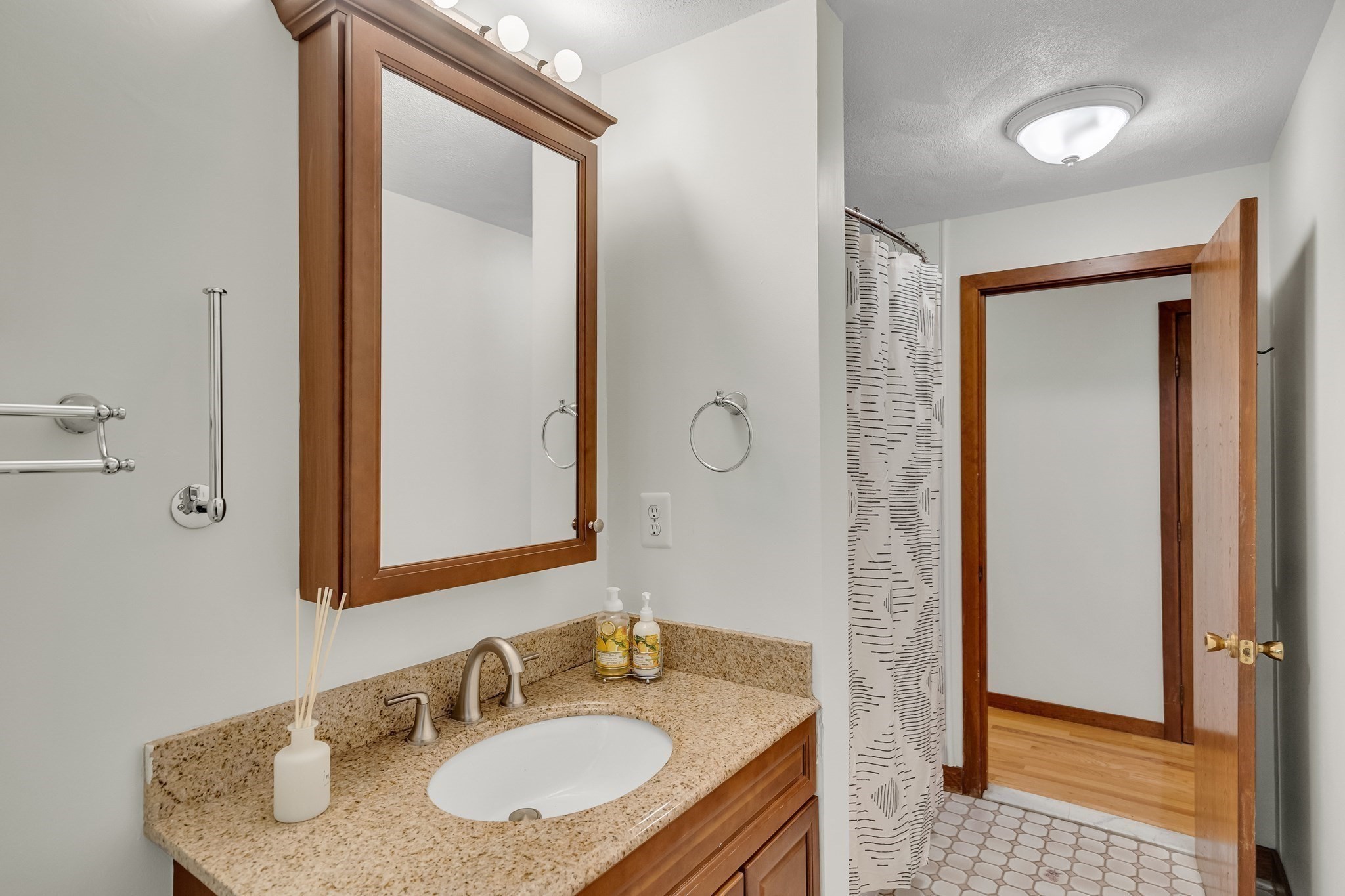 25 Glenridge Drive, Bedford, MA 01730 - Image 18