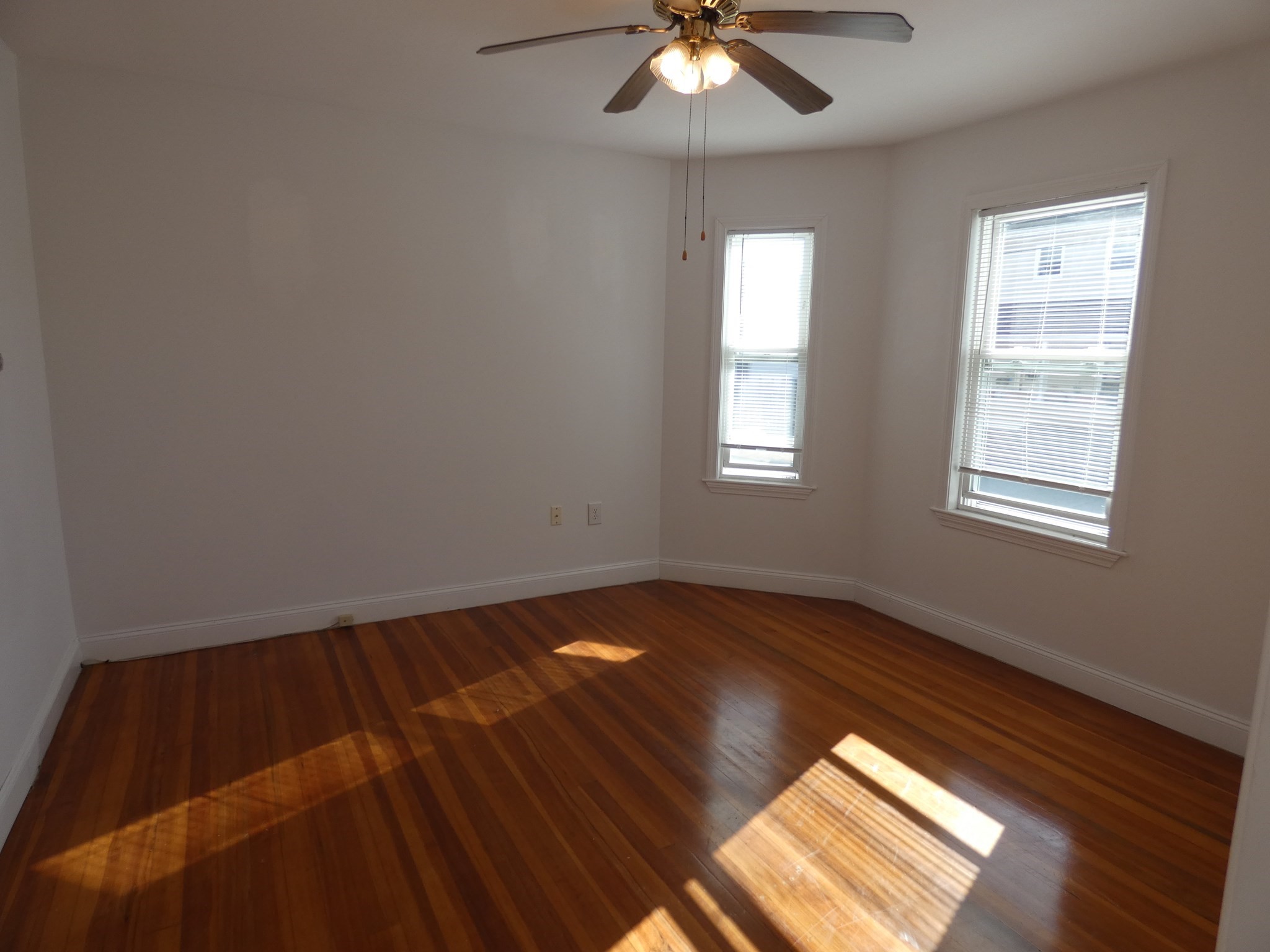 188 Sylvan St, Malden, MA 02148 - Image 2