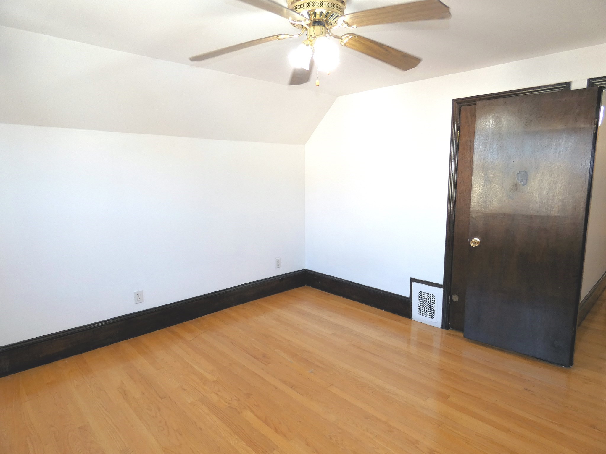 188 Sylvan St, Malden, MA 02148 - Image 28