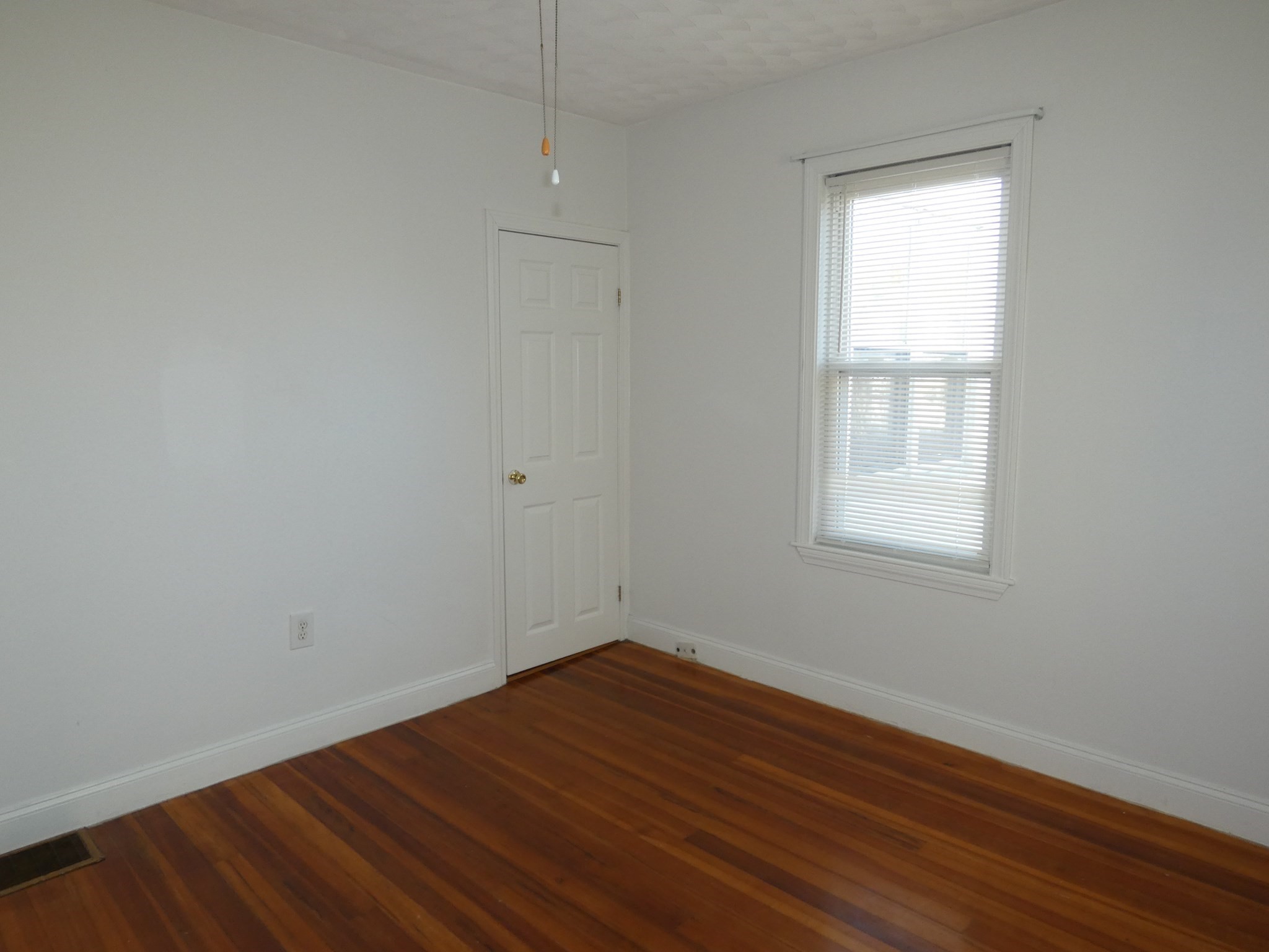 188 Sylvan St, Malden, MA 02148 - Image 7
