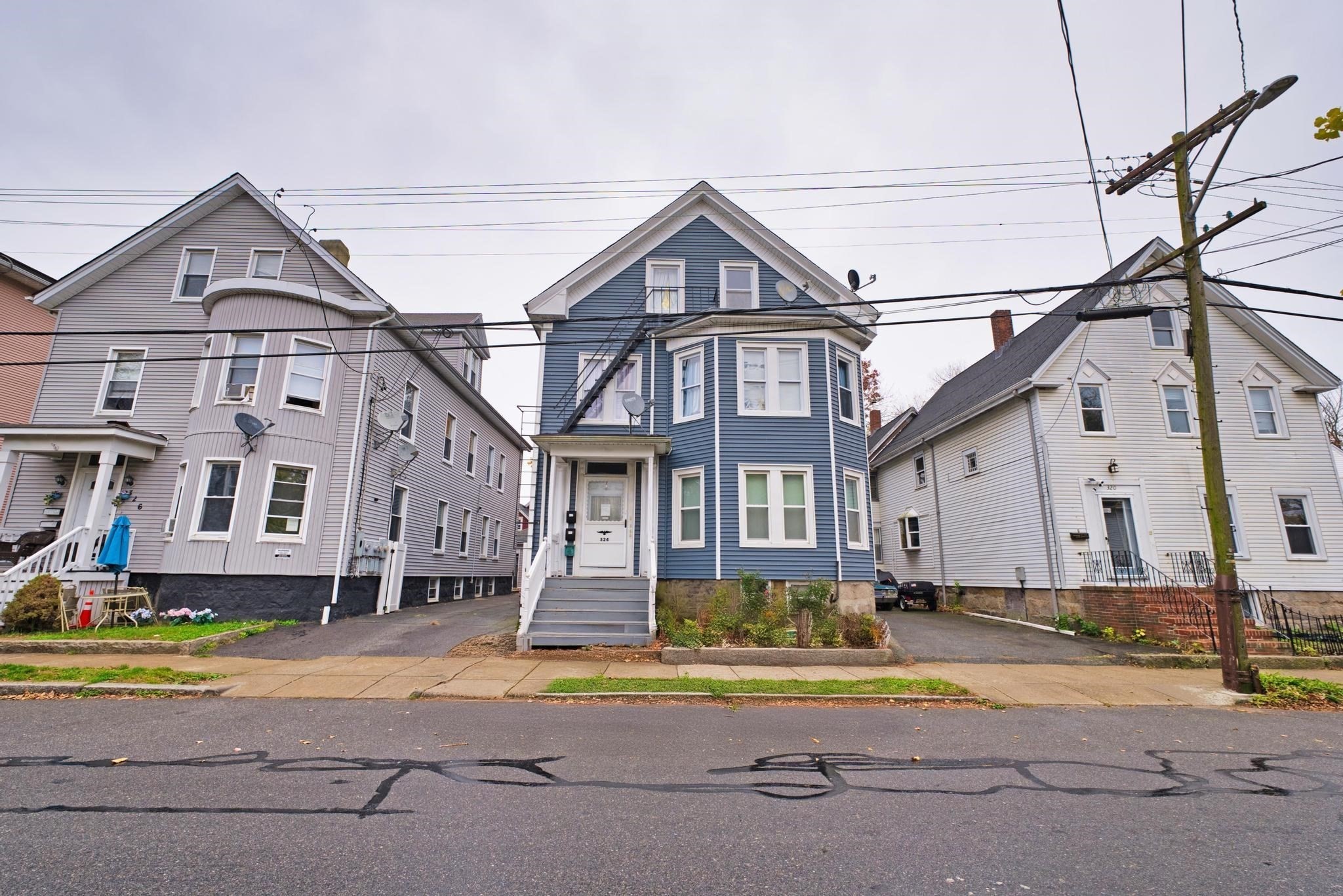 324 Cottage St, New Bedford, MA 02740
