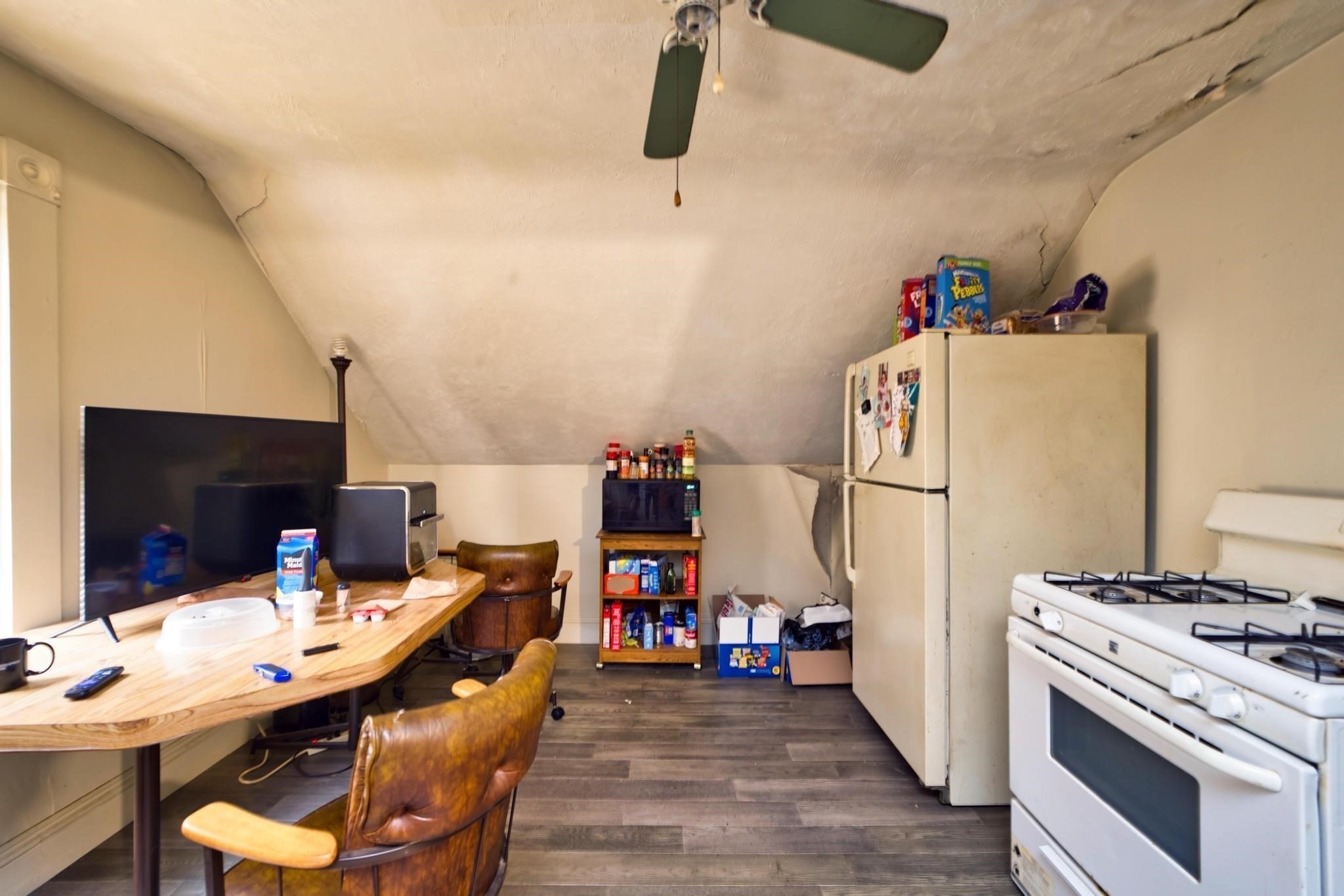 324 Cottage St, New Bedford, MA 02740 - Image 16