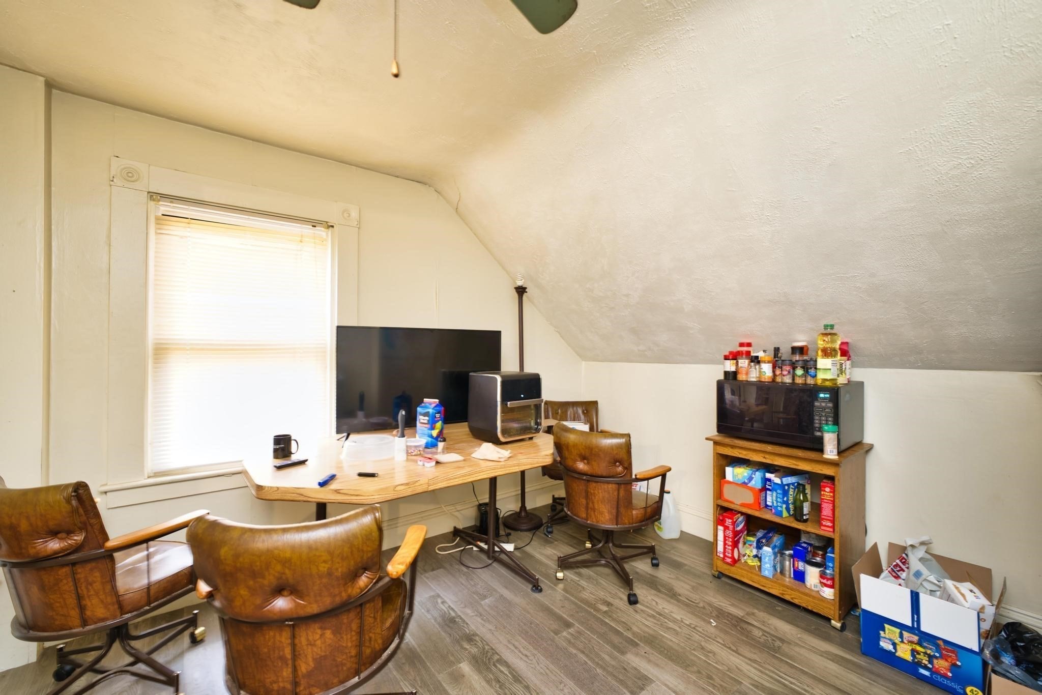 324 Cottage St, New Bedford, MA 02740 - Image 17