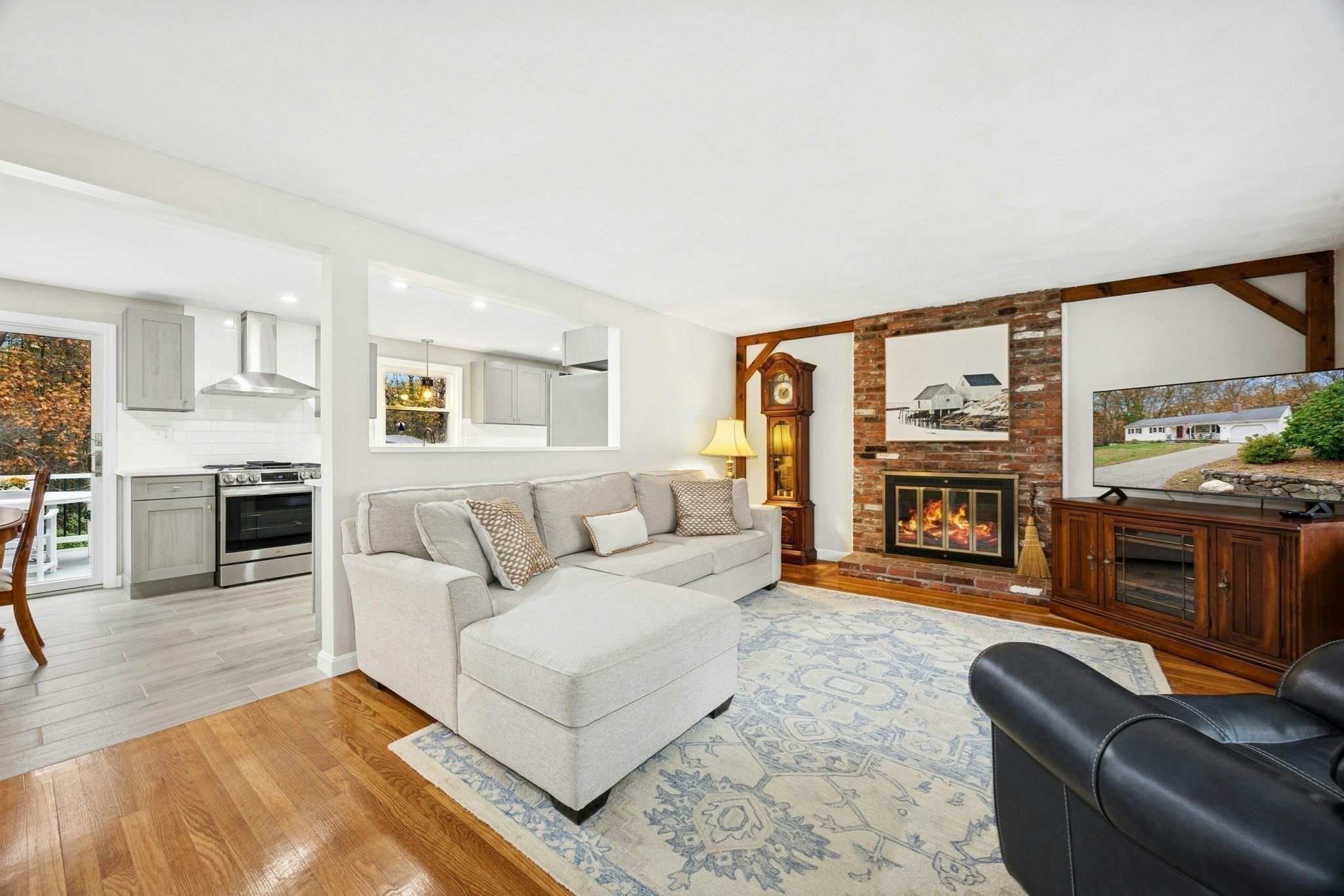 28 Chestnut Hill Rd, Chelmsford, MA 01824 - Image 6