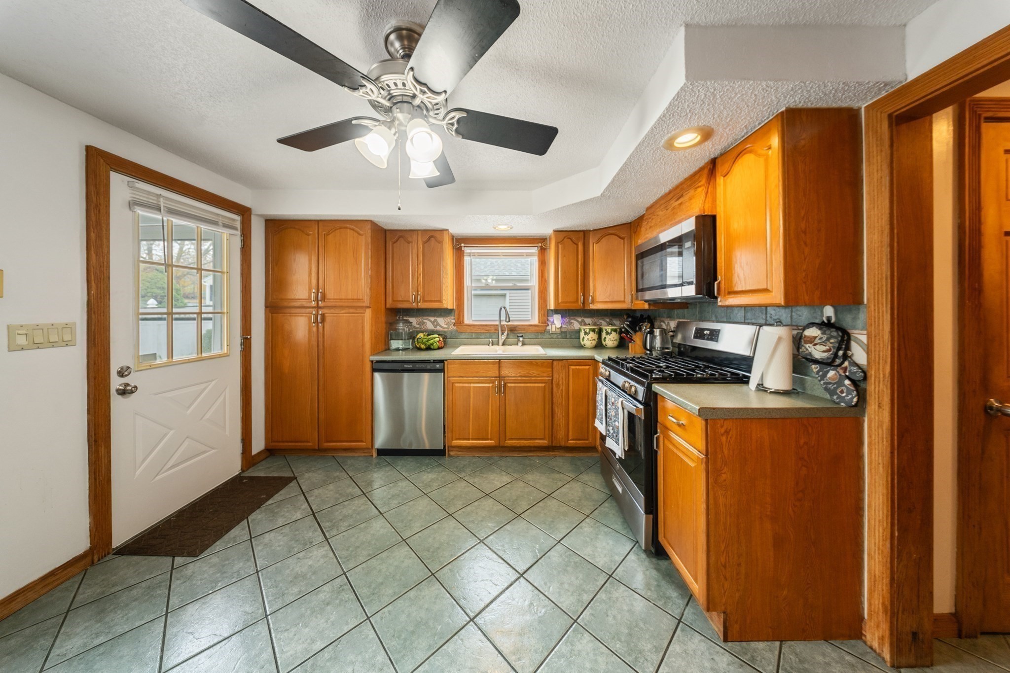1078 Liberty St, Springfield, MA 01104 - Image 3