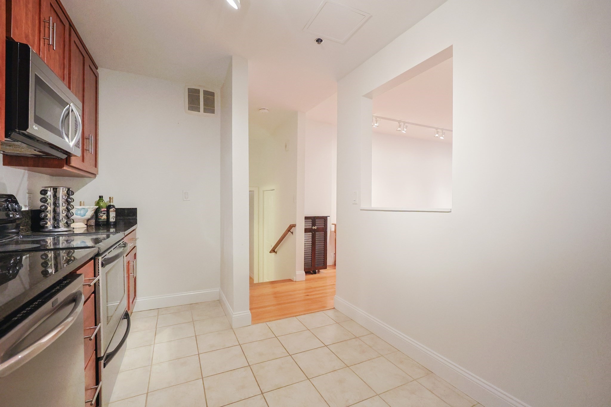69 E Berkeley St Unit 1, South End, Boston, MA 02118 - Image 4
