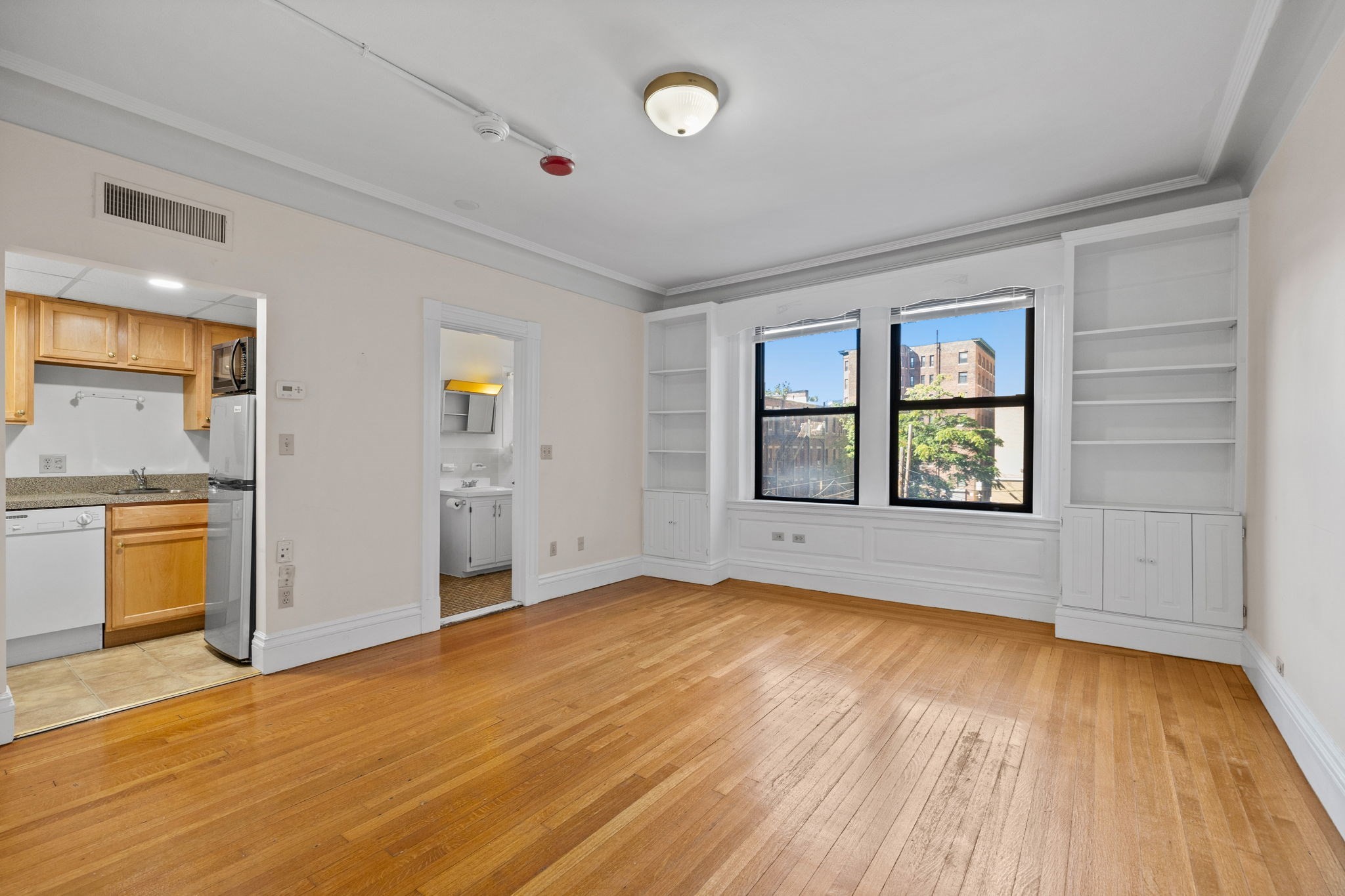 466 Commonwealth Ave Unit 305, Fenway, Boston, MA 02215 - Image 4