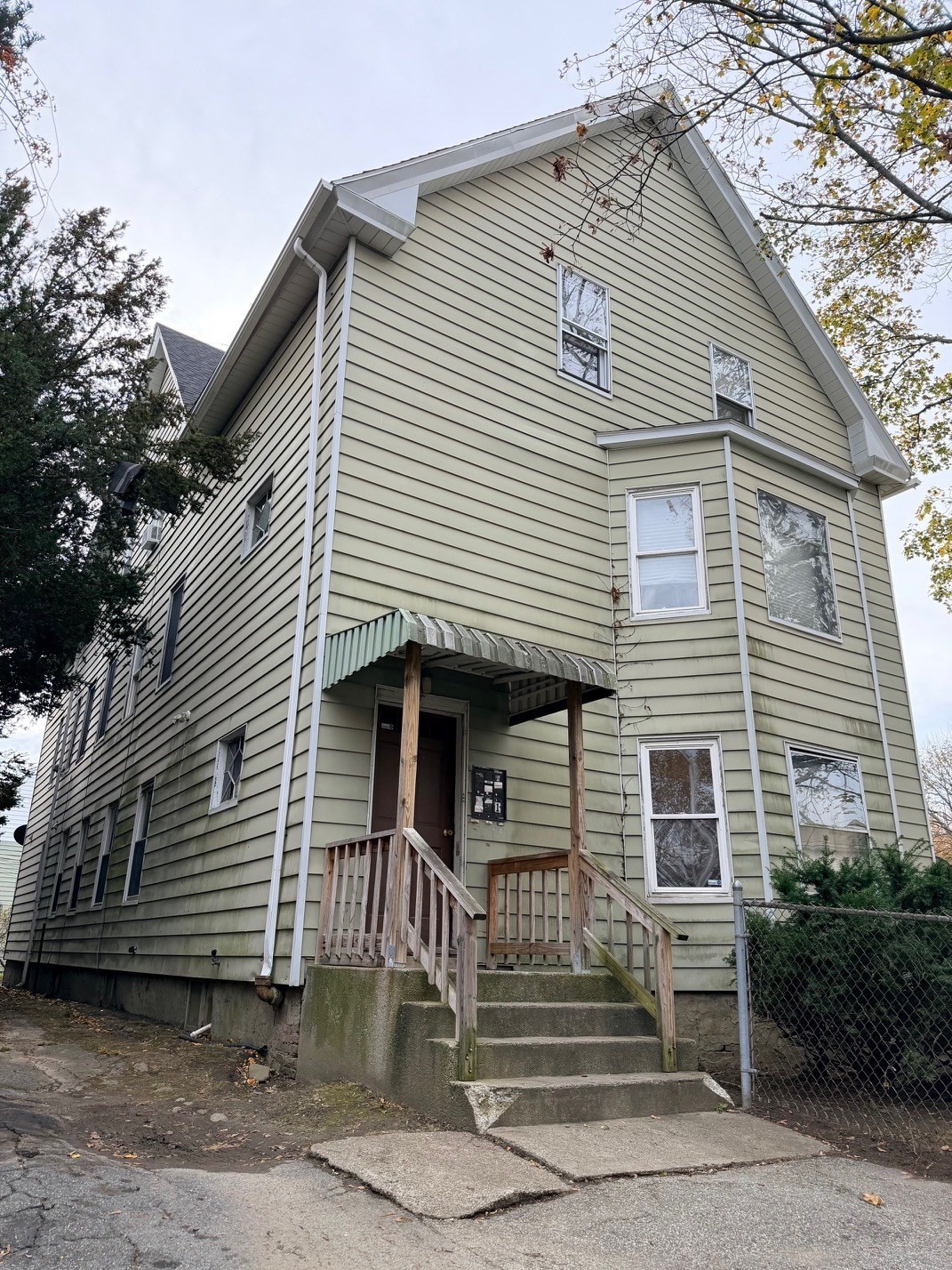 47 Acton St, Worcester, MA 01604 - Image 4