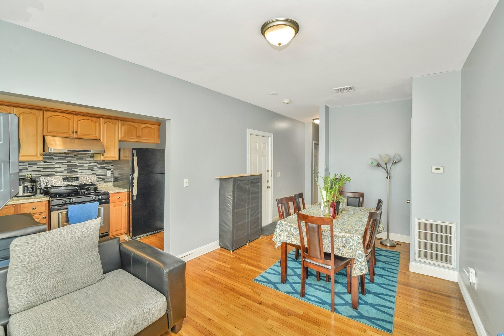 5 Everett Ave Unit 5-2, Dorchester, Boston, MA 02125 - Image 2