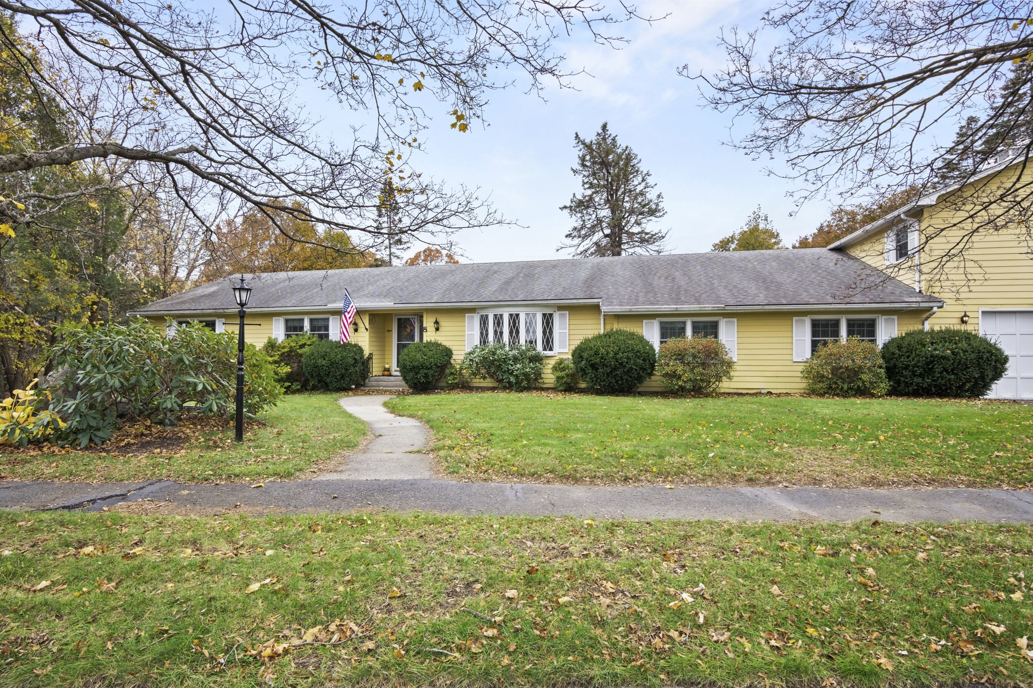 8 Hunter Circle, Shrewsbury, MA 01545 - Image 2