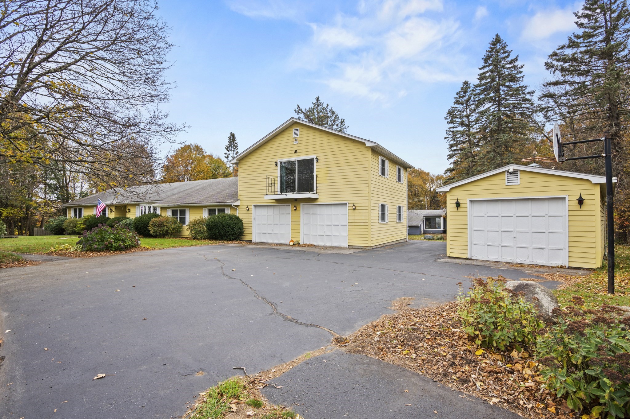 8 Hunter Circle, Shrewsbury, MA 01545 - Image 3