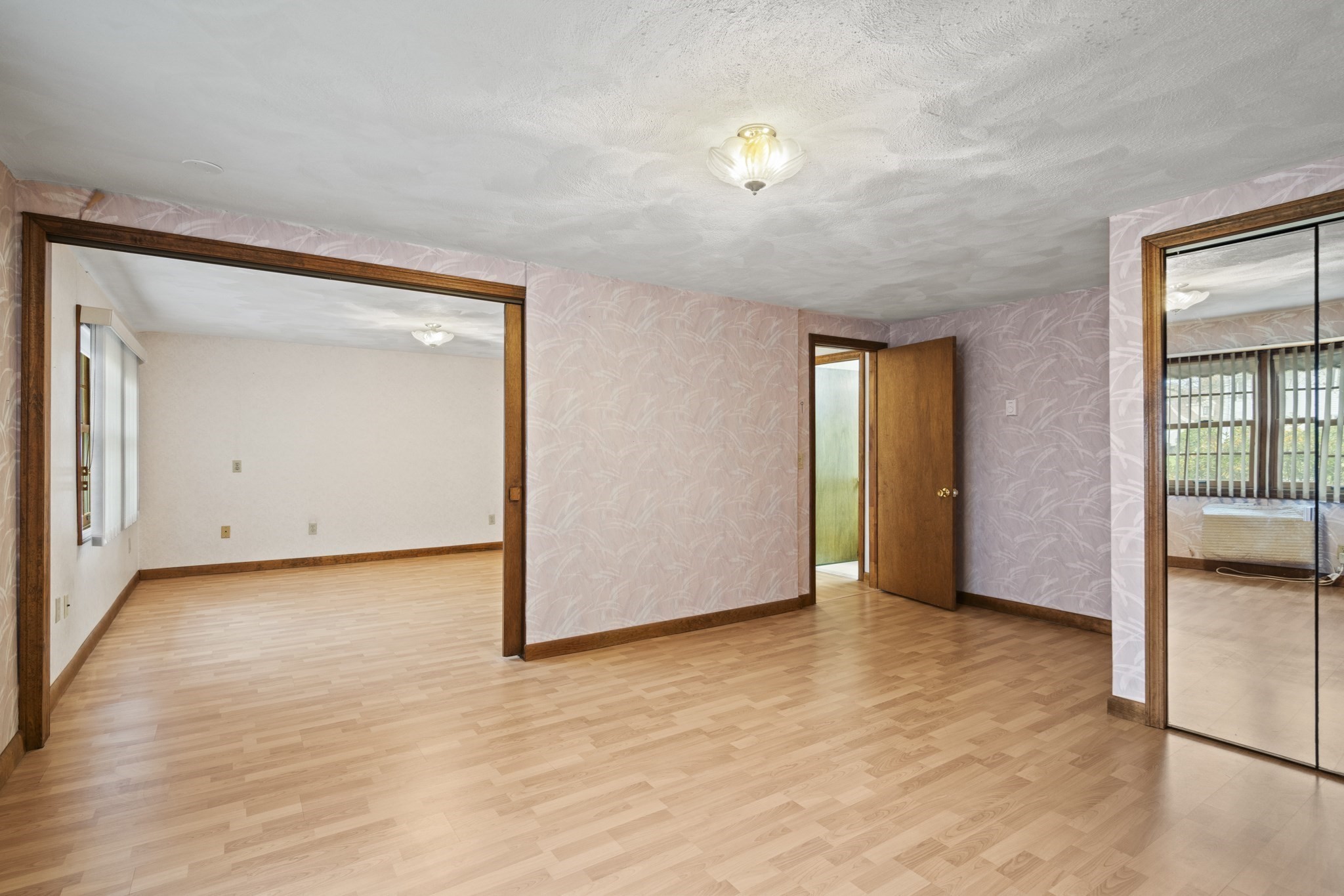 8 Hunter Circle, Shrewsbury, MA 01545 - Image 21