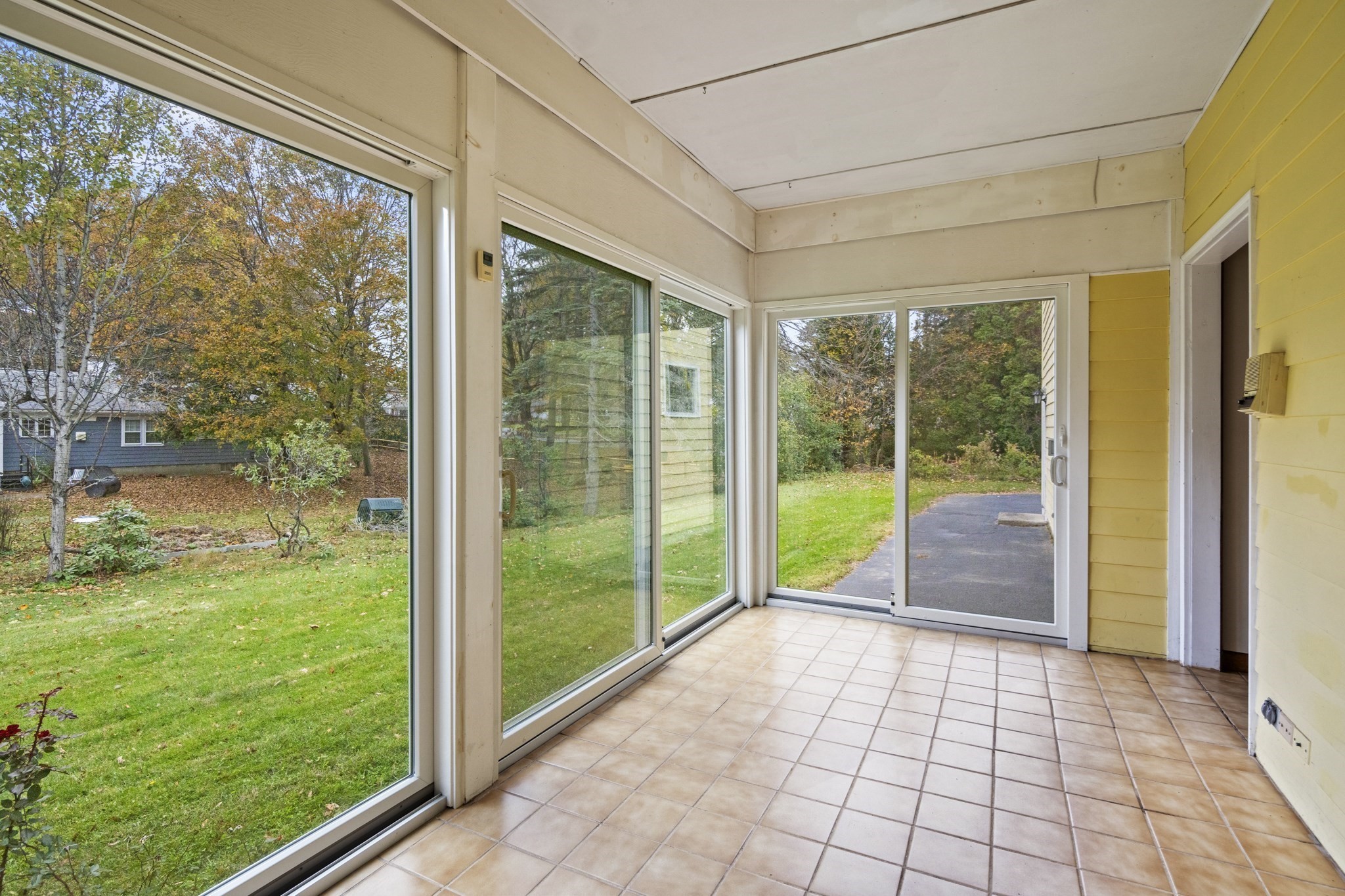 8 Hunter Circle, Shrewsbury, MA 01545 - Image 27