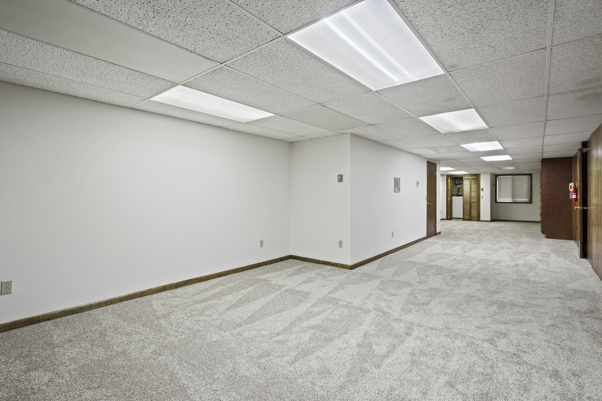 8 Hunter Circle, Shrewsbury, MA 01545 - Image 31