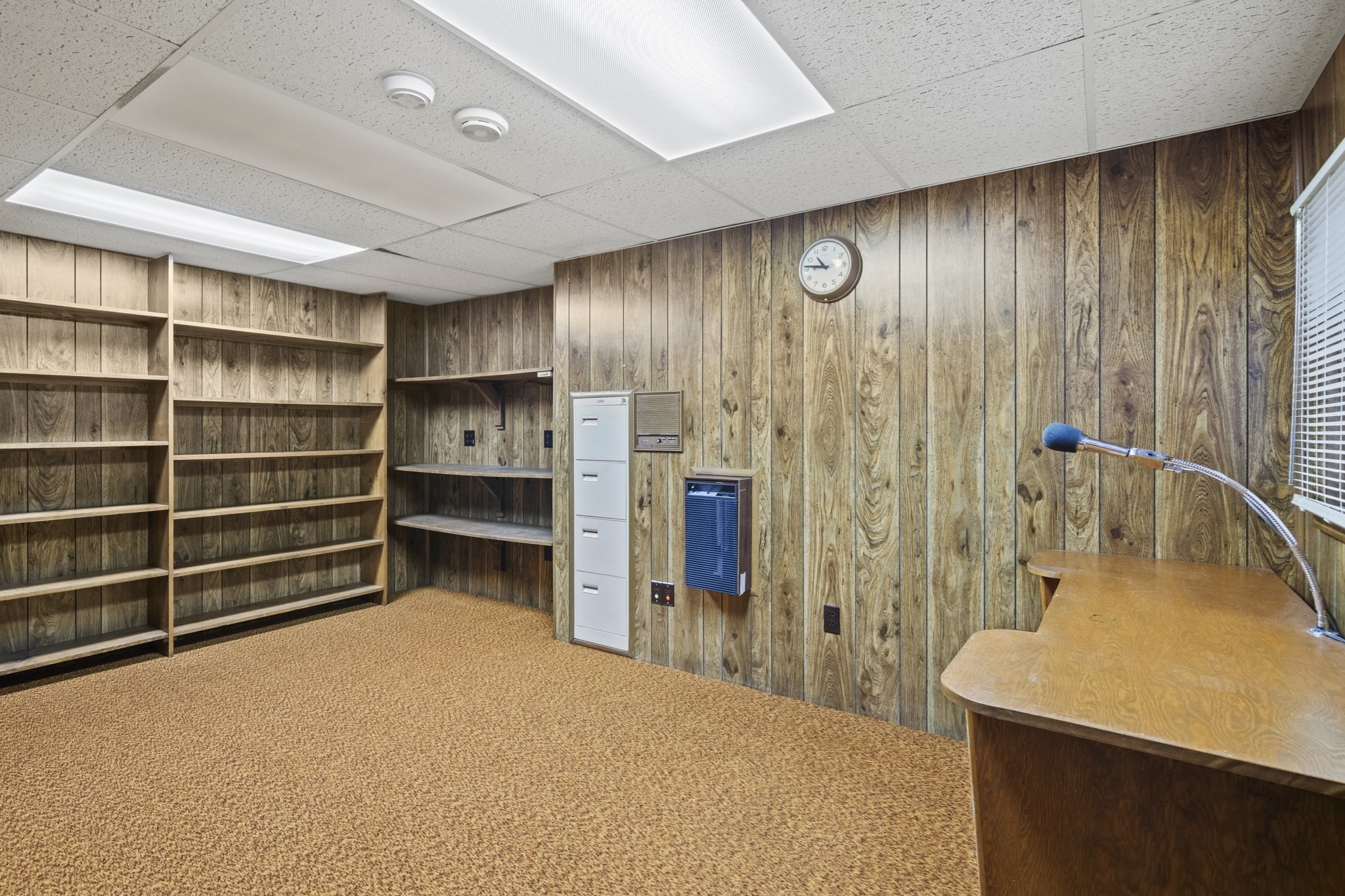 8 Hunter Circle, Shrewsbury, MA 01545 - Image 34