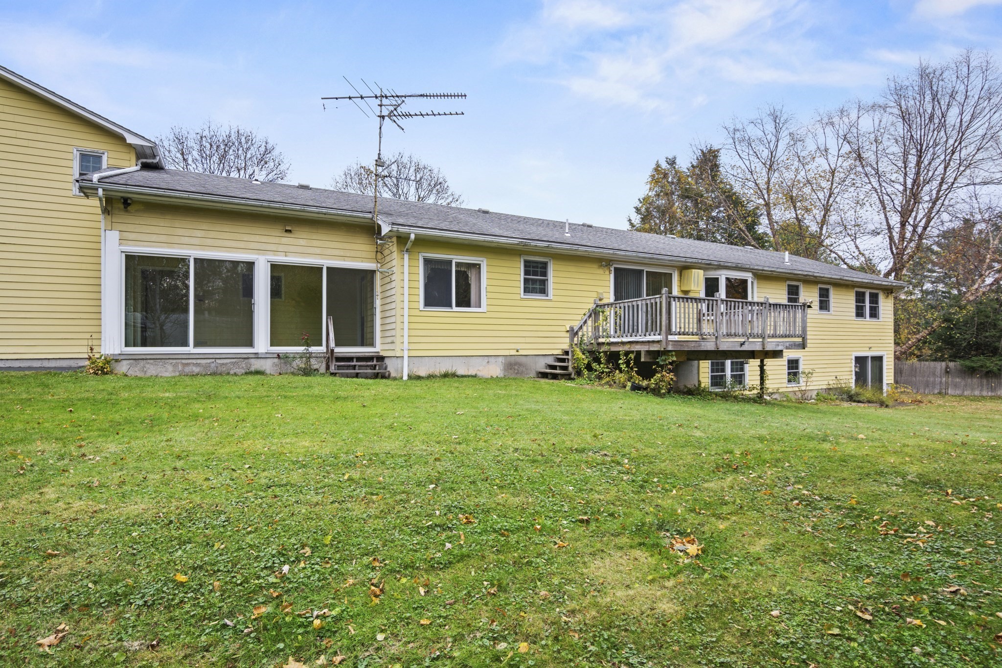 8 Hunter Circle, Shrewsbury, MA 01545 - Image 39