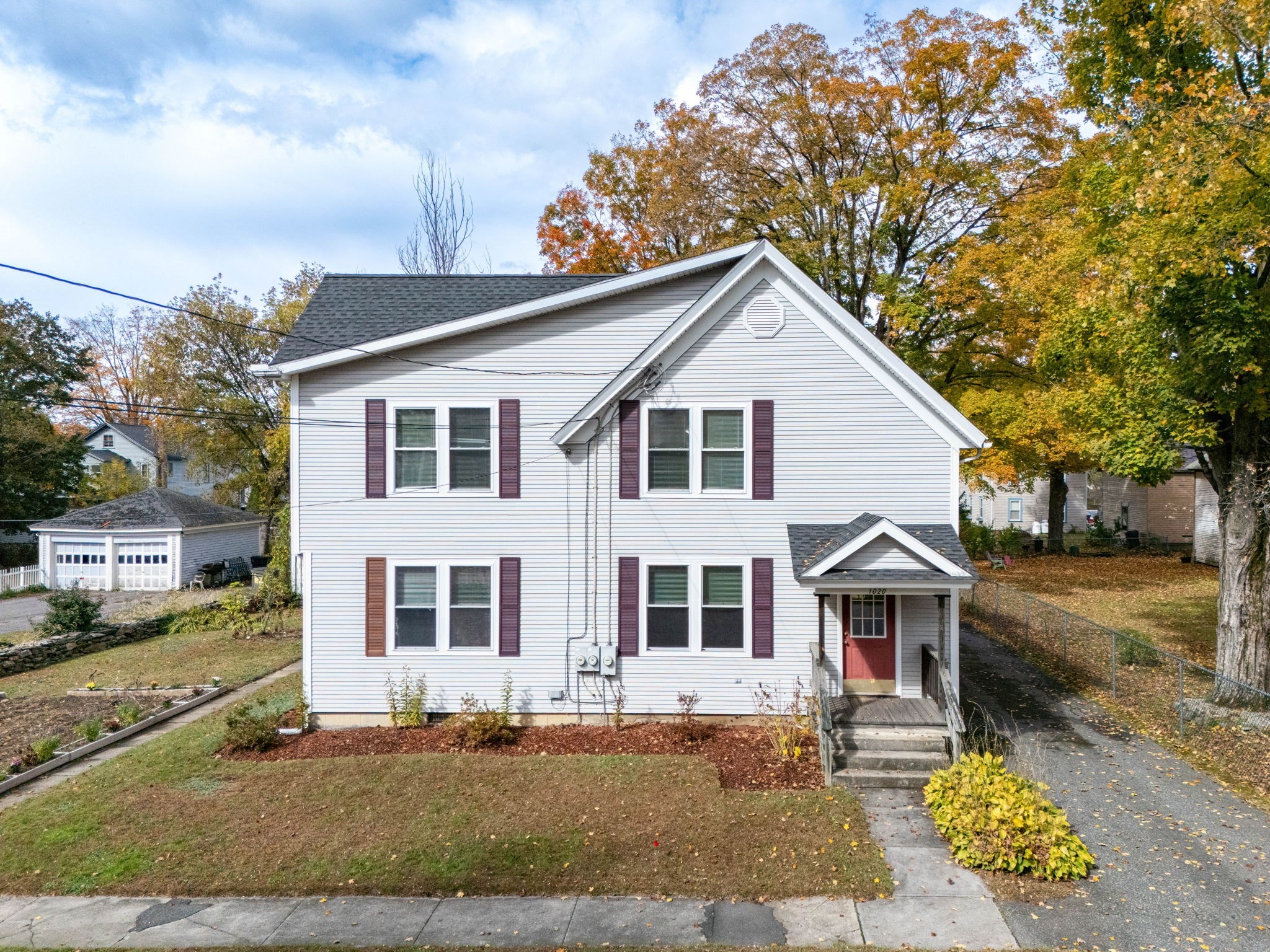 1018 Maple St, Palmer, MA 01069