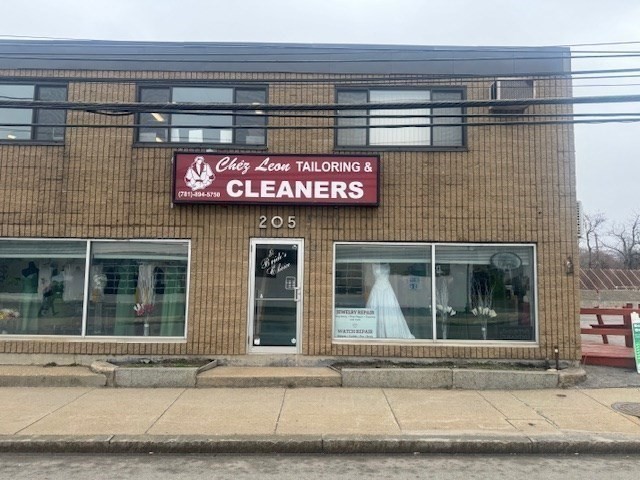 205 Lexington St, Waltham, MA 02452