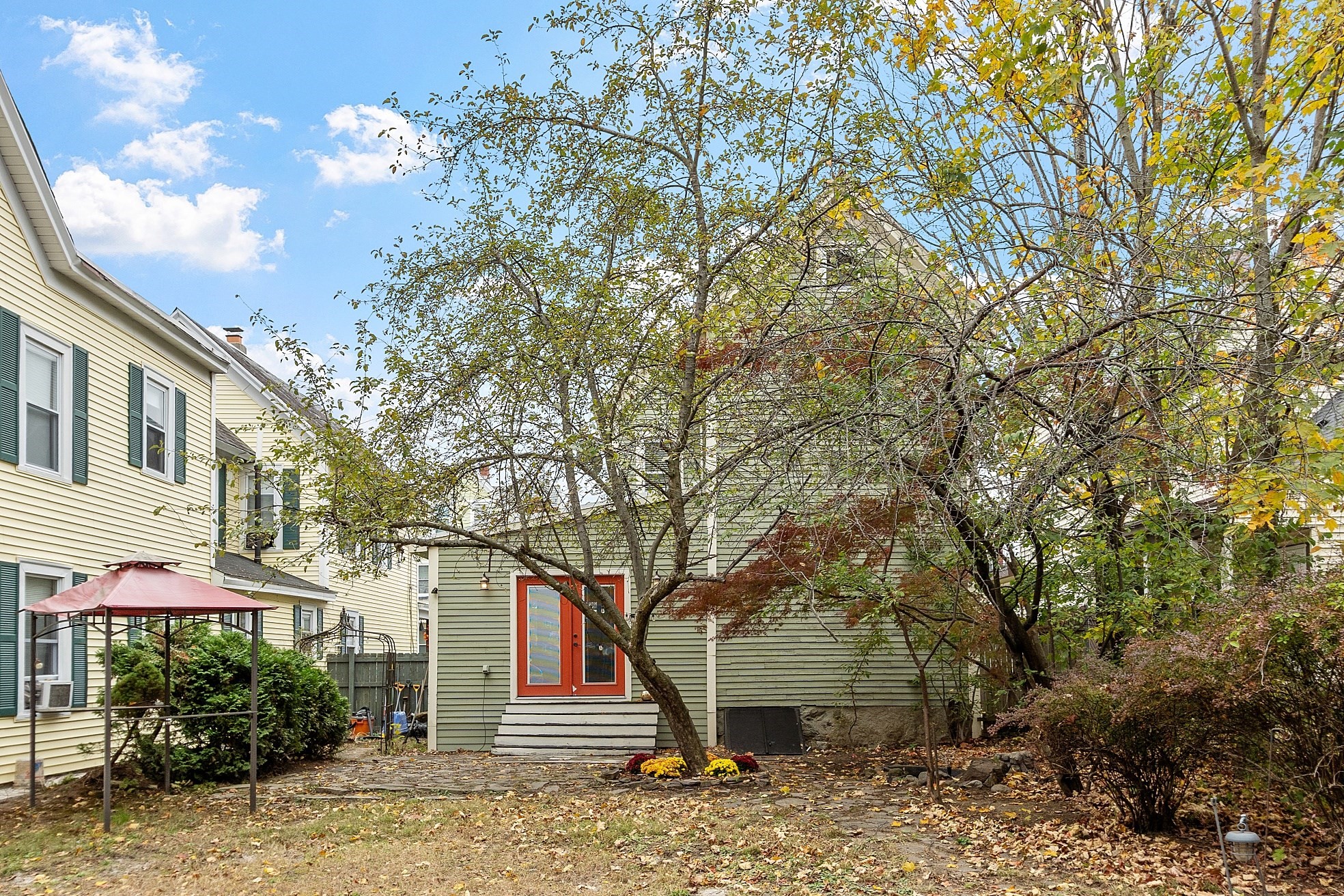 17 Edson St, Lowell, MA 01851 - Image 11