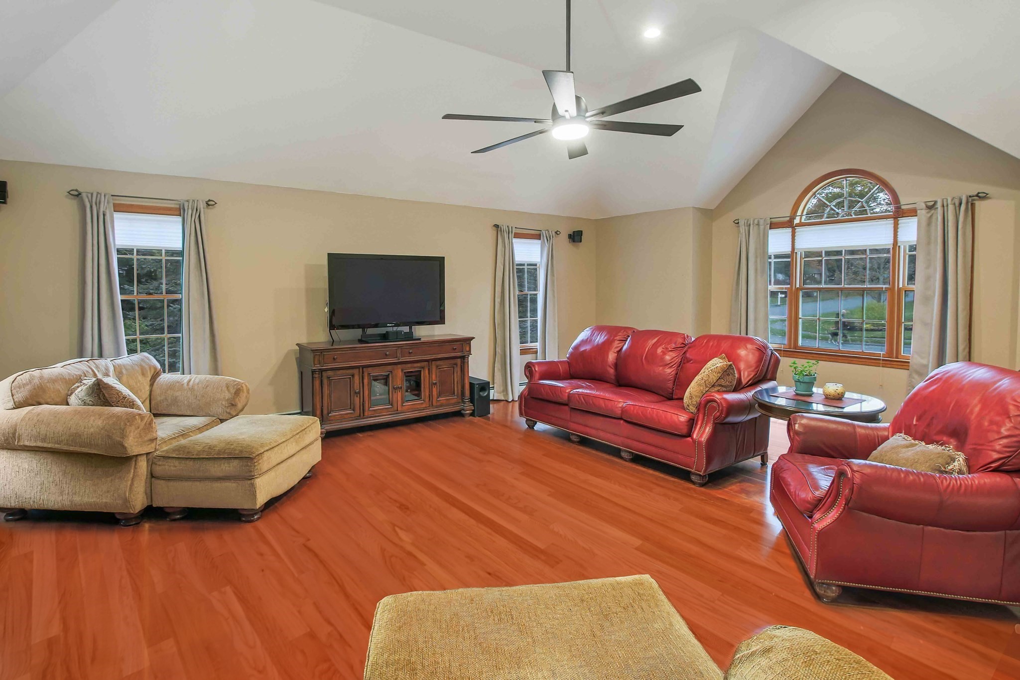 5 Wildflower Dr, Sutton, MA 01590 - Image 9
