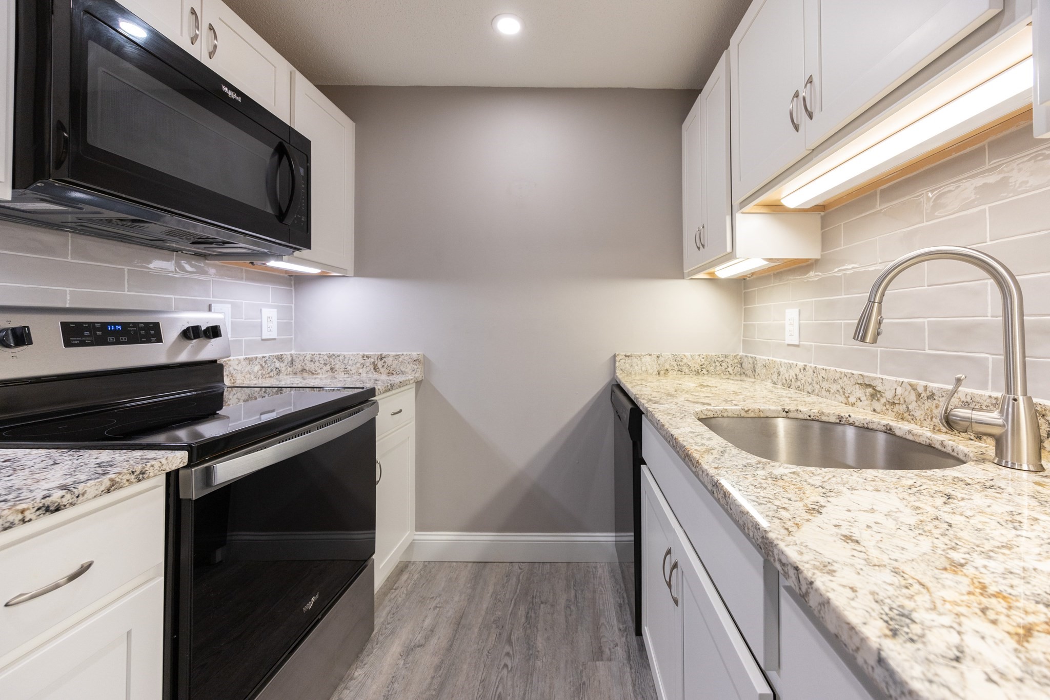 605 Franklin Crossing Rd Unit 605, Franklin, MA 02038 - Image 7