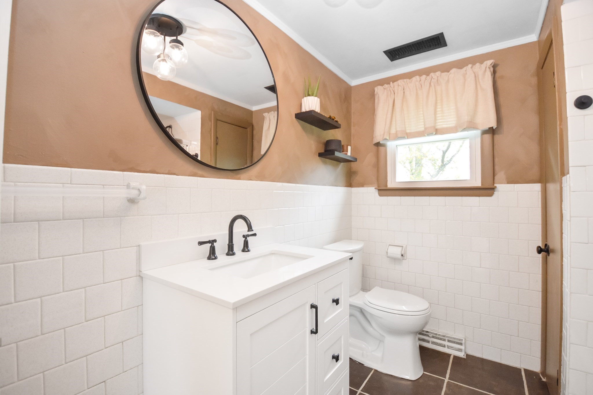 360 High St, Whitman, MA 02382 - Image 10