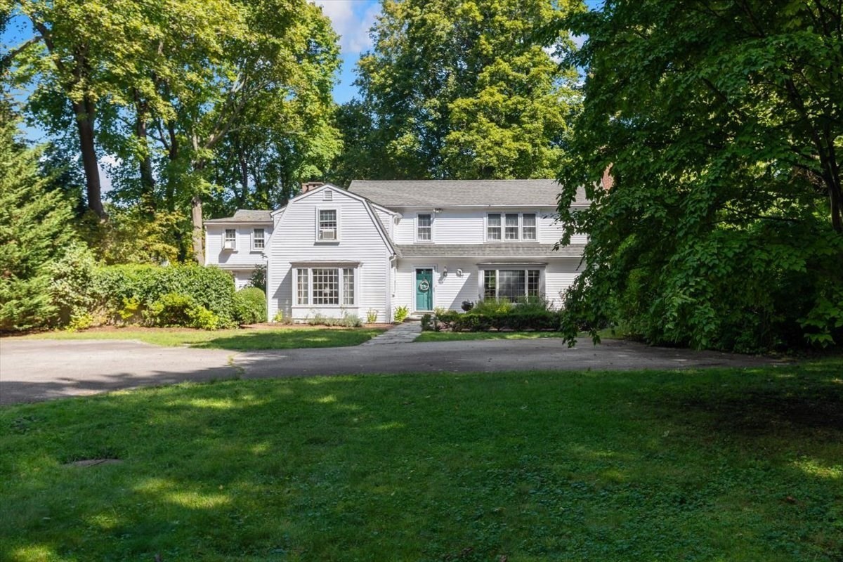 102 Central St, Hingham, MA 02043 - Image 2