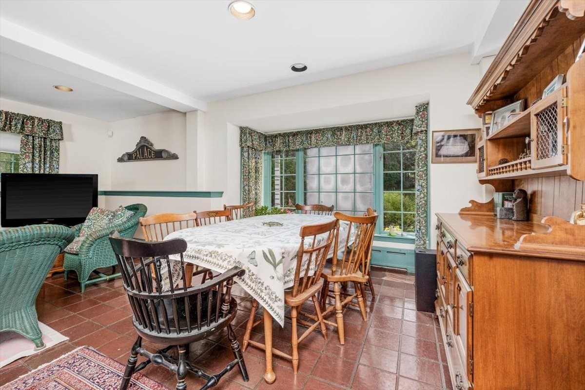 102 Central St, Hingham, MA 02043 - Image 6