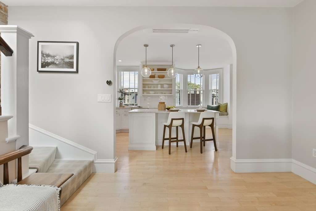 128 Pembroke St Unit 2-3, South End, Boston, MA 02118 - Image 4