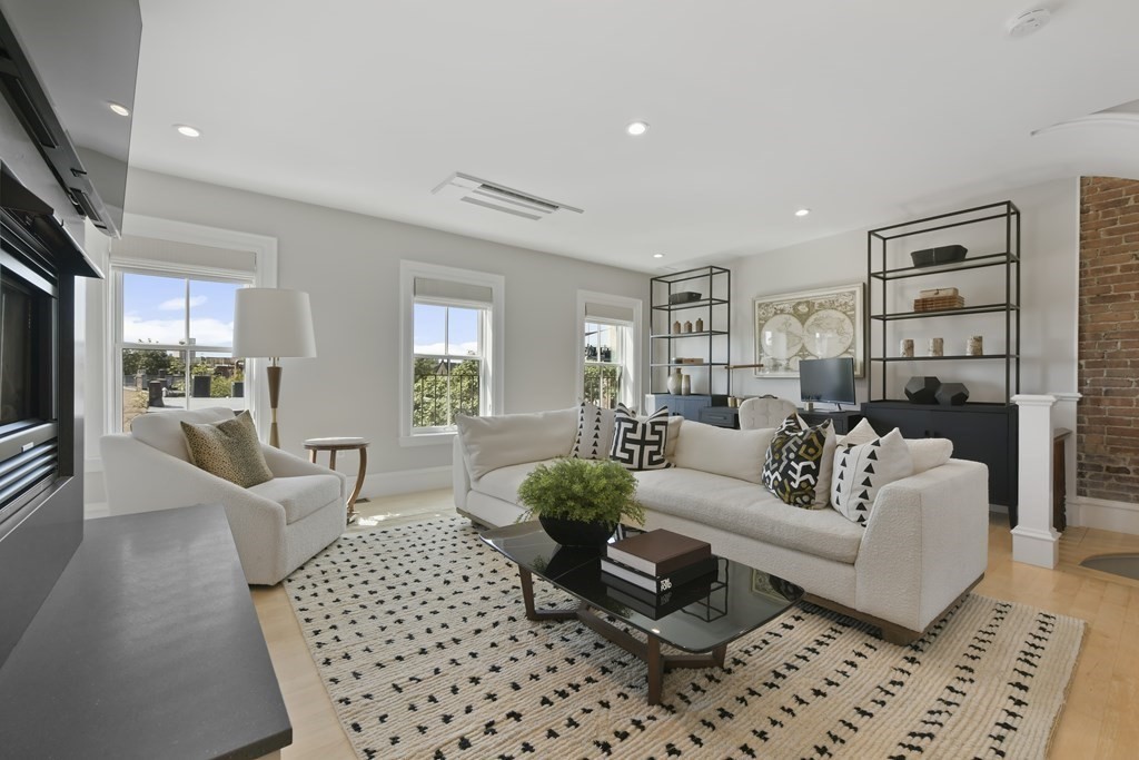 128 Pembroke St Unit 2-3, South End, Boston, MA 02118 - Image 7