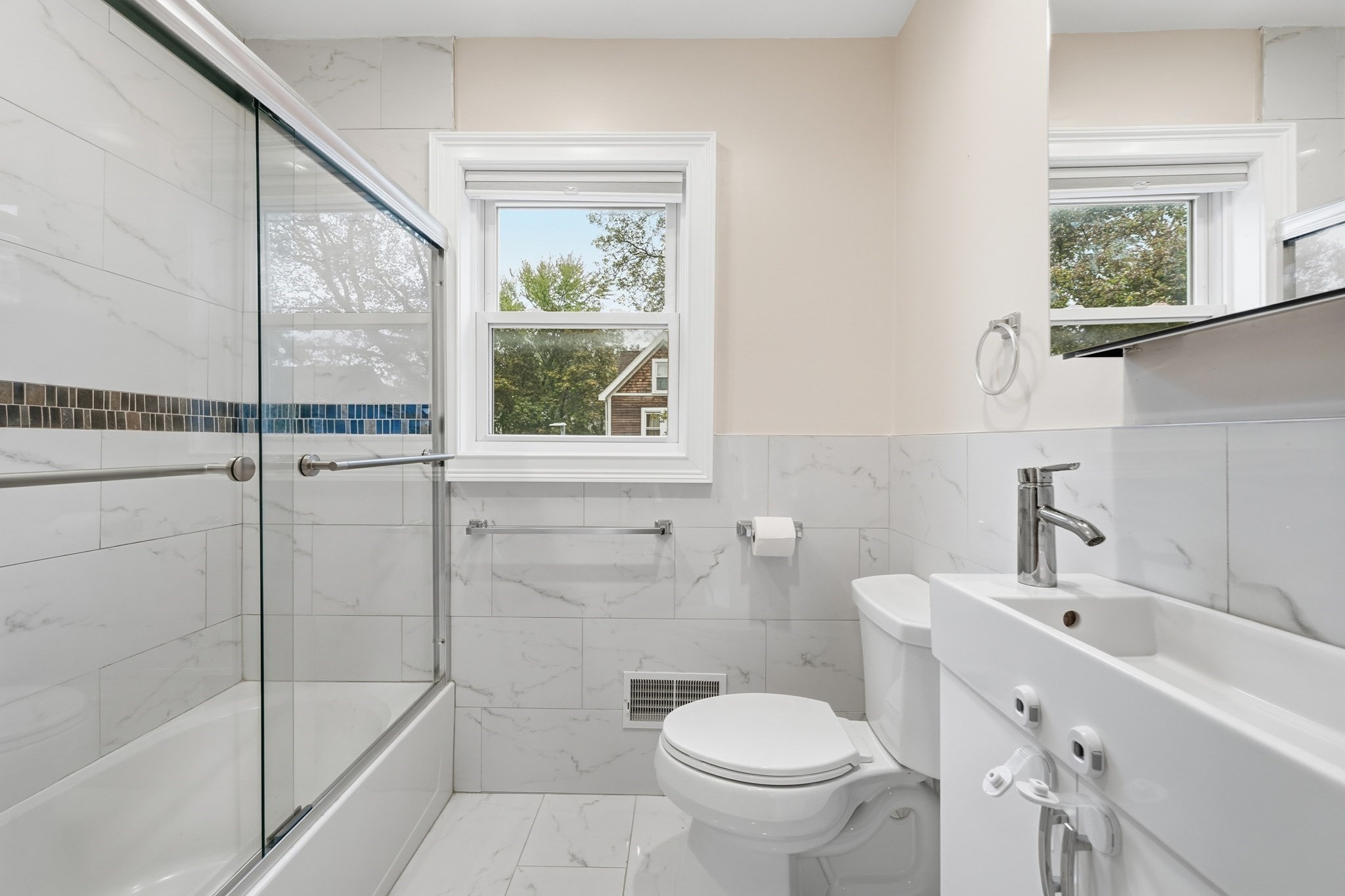 31 Chipman Street, Dorchester, Boston, MA 02124 - Image 15