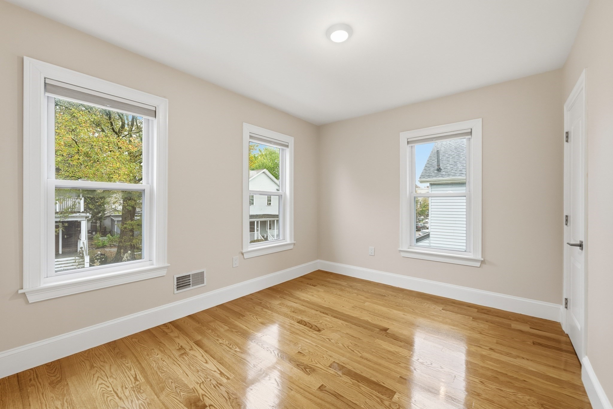 31 Chipman Street, Dorchester, Boston, MA 02124 - Image 17