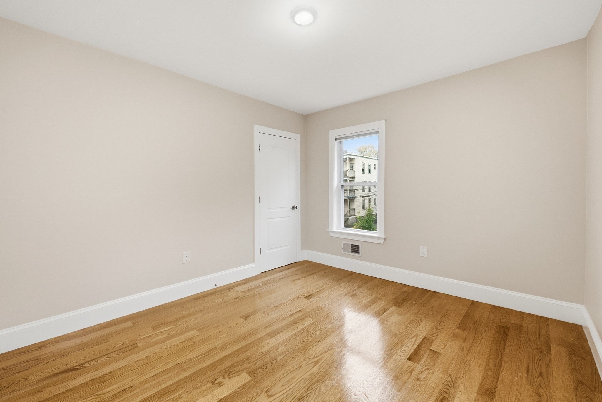 31 Chipman Street, Dorchester, Boston, MA 02124 - Image 22