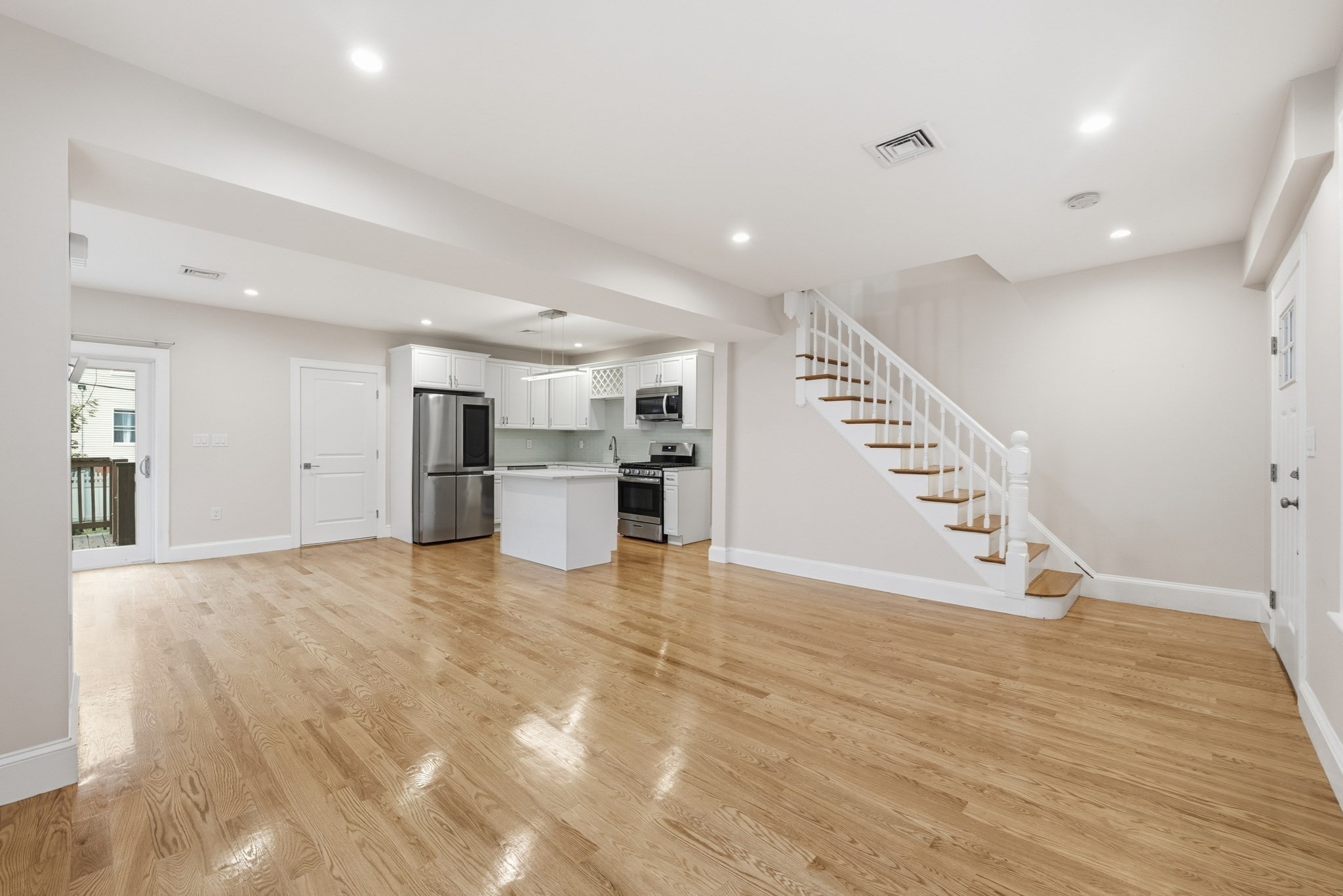 31 Chipman Street, Dorchester, Boston, MA 02124 - Image 5