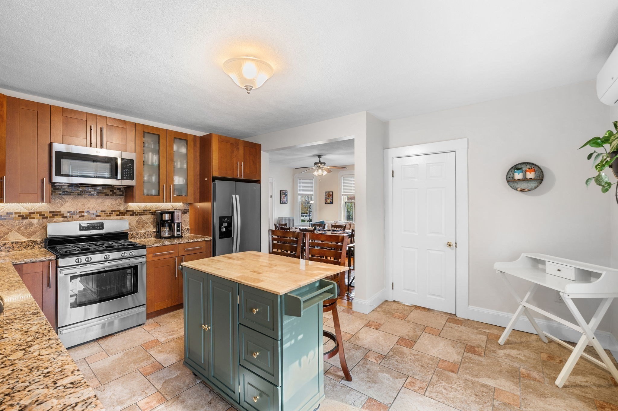 73 Orange St Unit 2, Waltham, MA 02453 - Image 3