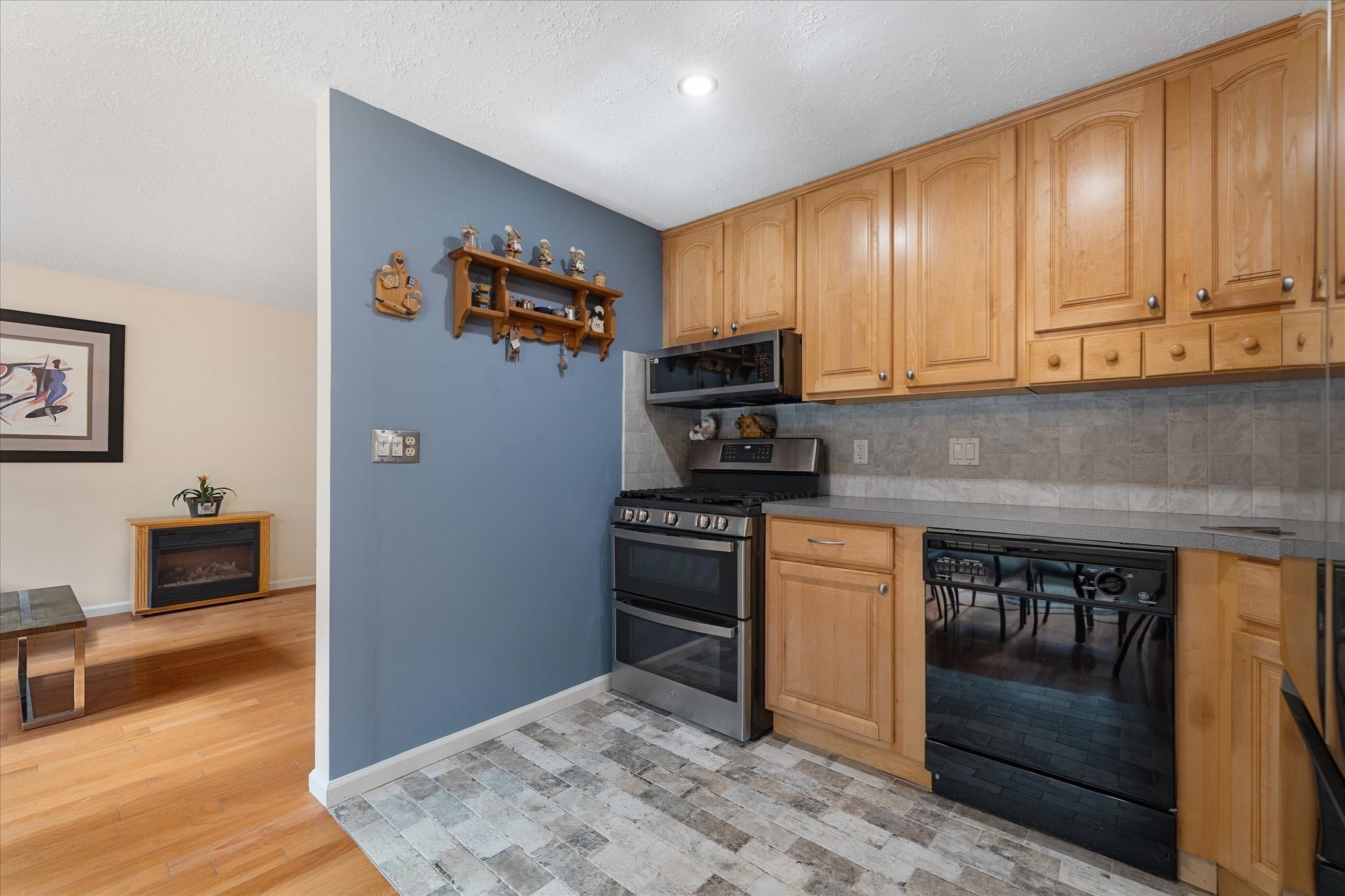 72 Meeting House Path Unit 72, Ashland, MA 01721 - Image 8