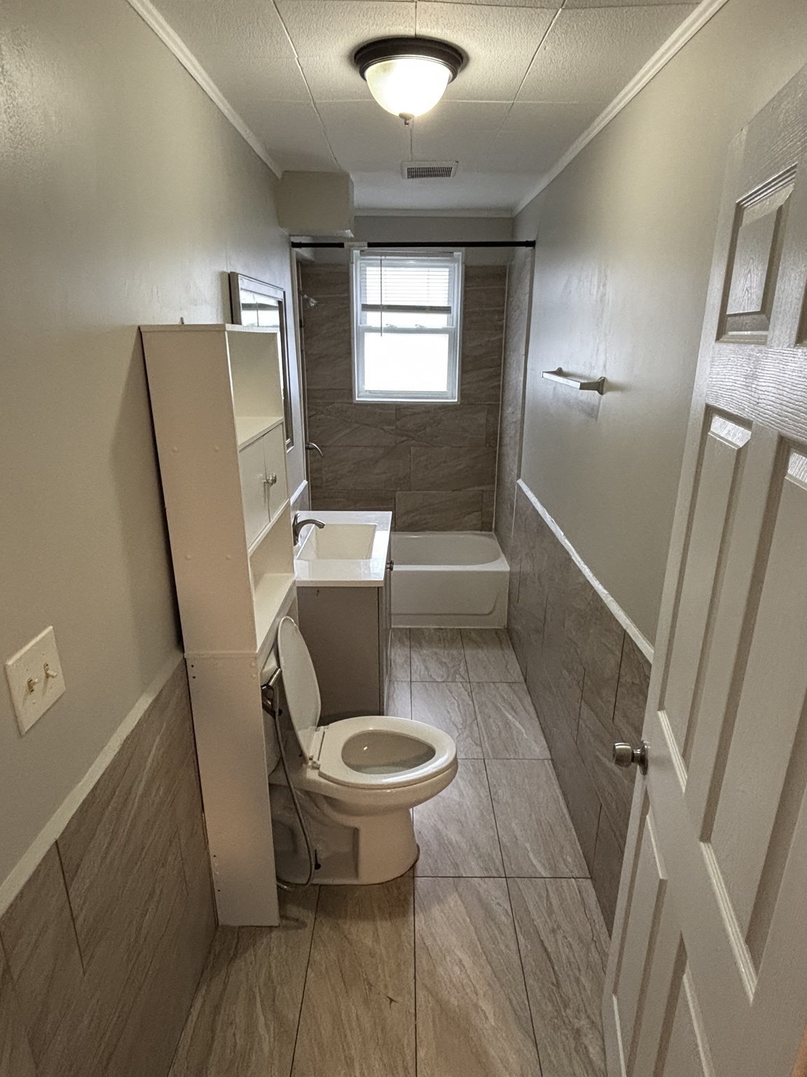 131 5th St, Leominster, MA 01453 - Image 17