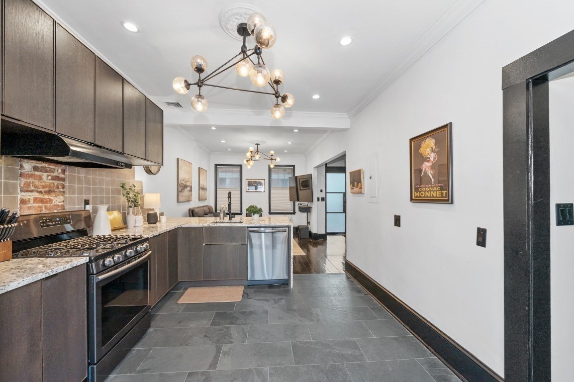 26 F Street, South Boston, Boston, MA 02127 - Image 11