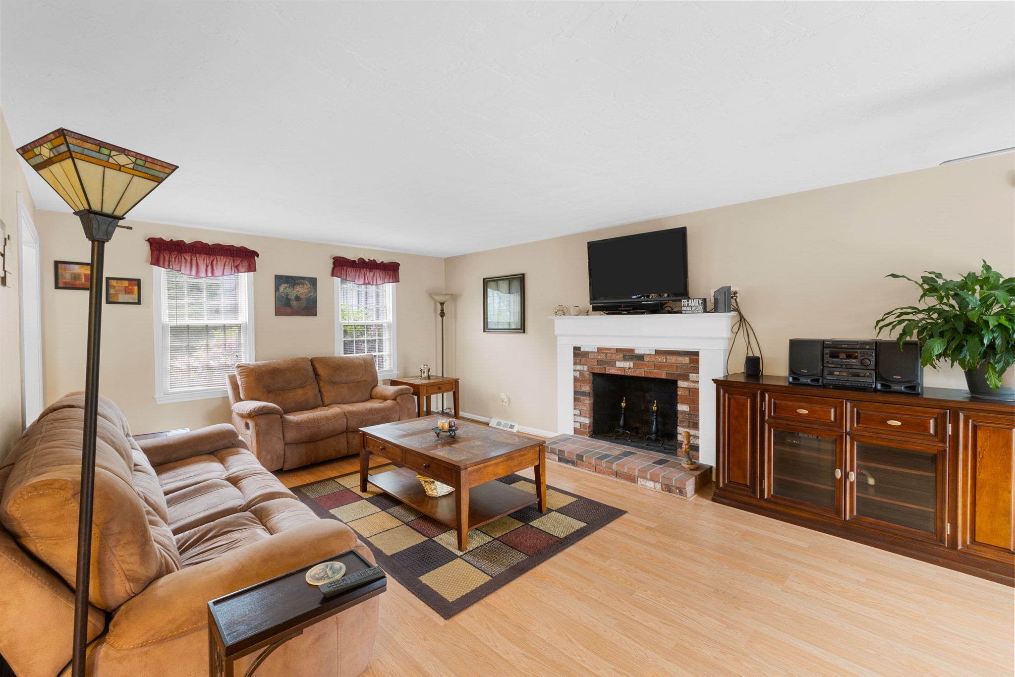 19 Camelot Ct Unit 19, Stoughton, MA 02072 - Image 23