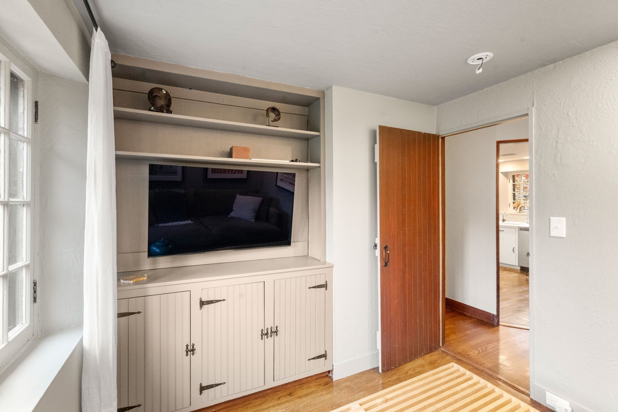 57 Louders Ln, Jamaica Plain, Boston, MA 02130 - Image 13