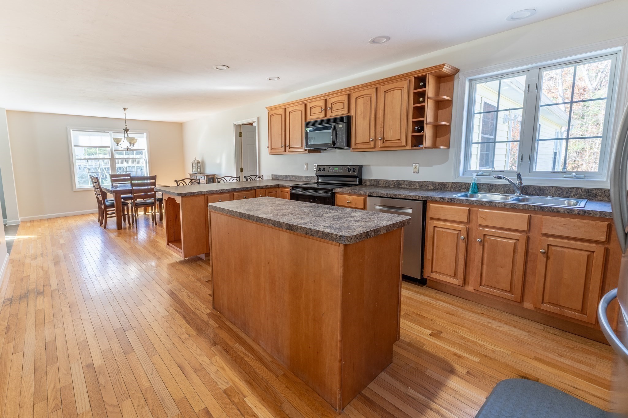 58 Eagle Dr, Dudley, MA 01571 - Image 9