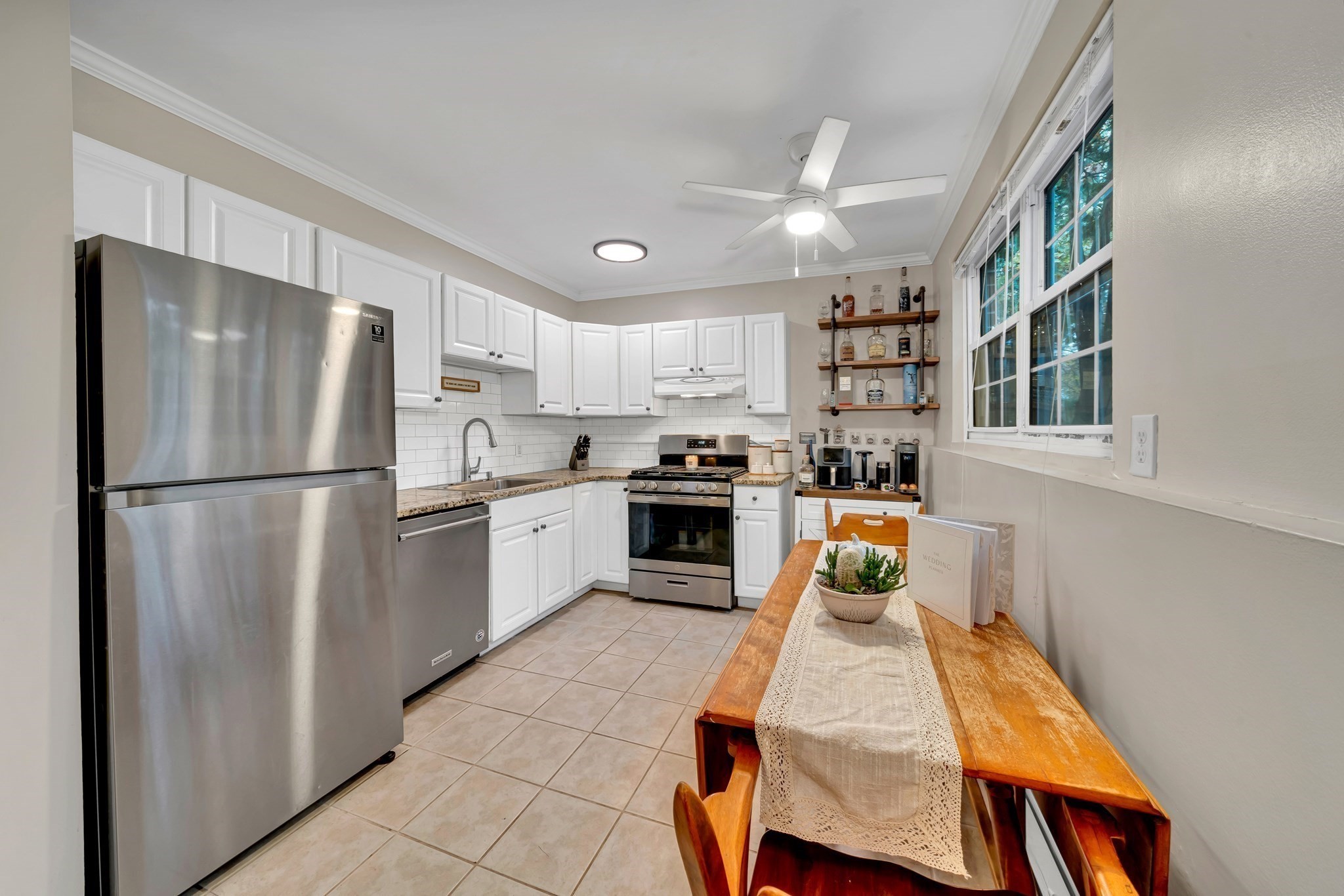 70 Farrwood Ave Unit 7, North Andover, MA 01845